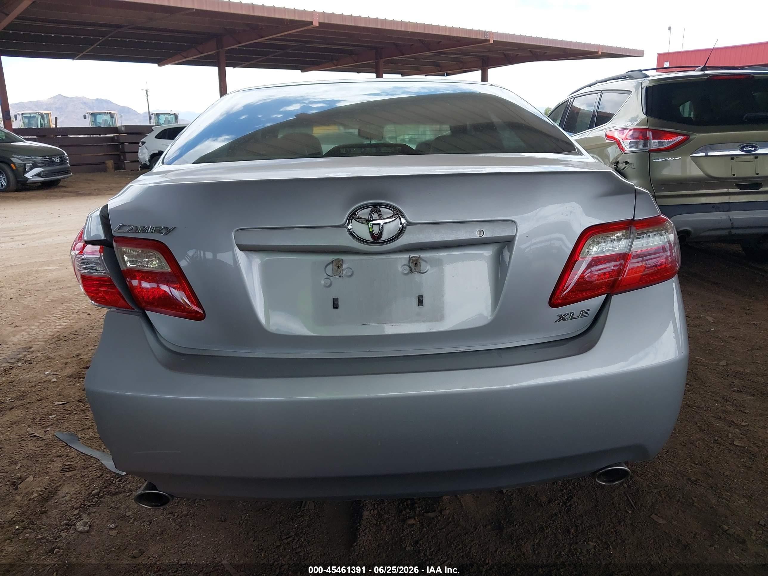 2007 Toyota Camry Xle V6 Silver vin: 4T1BK46KX7U009774