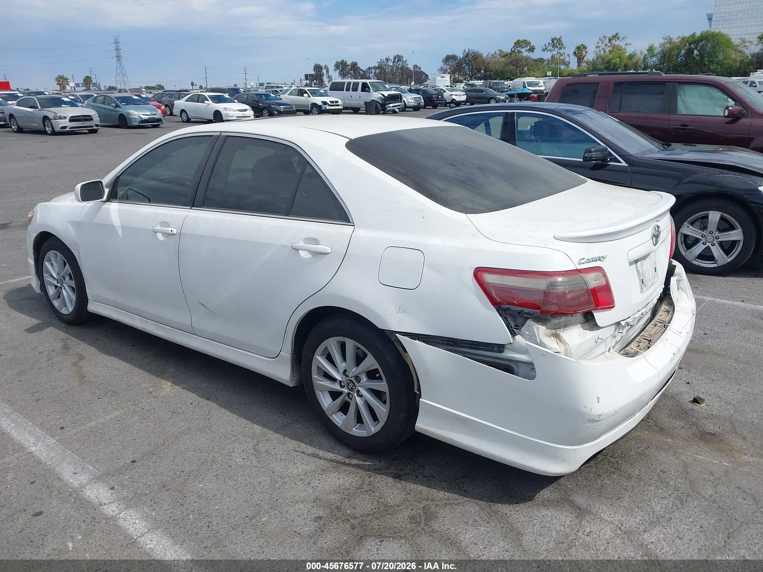 2007 Toyota Camry Se V6 White vin: 4T1BK46KX7U529229