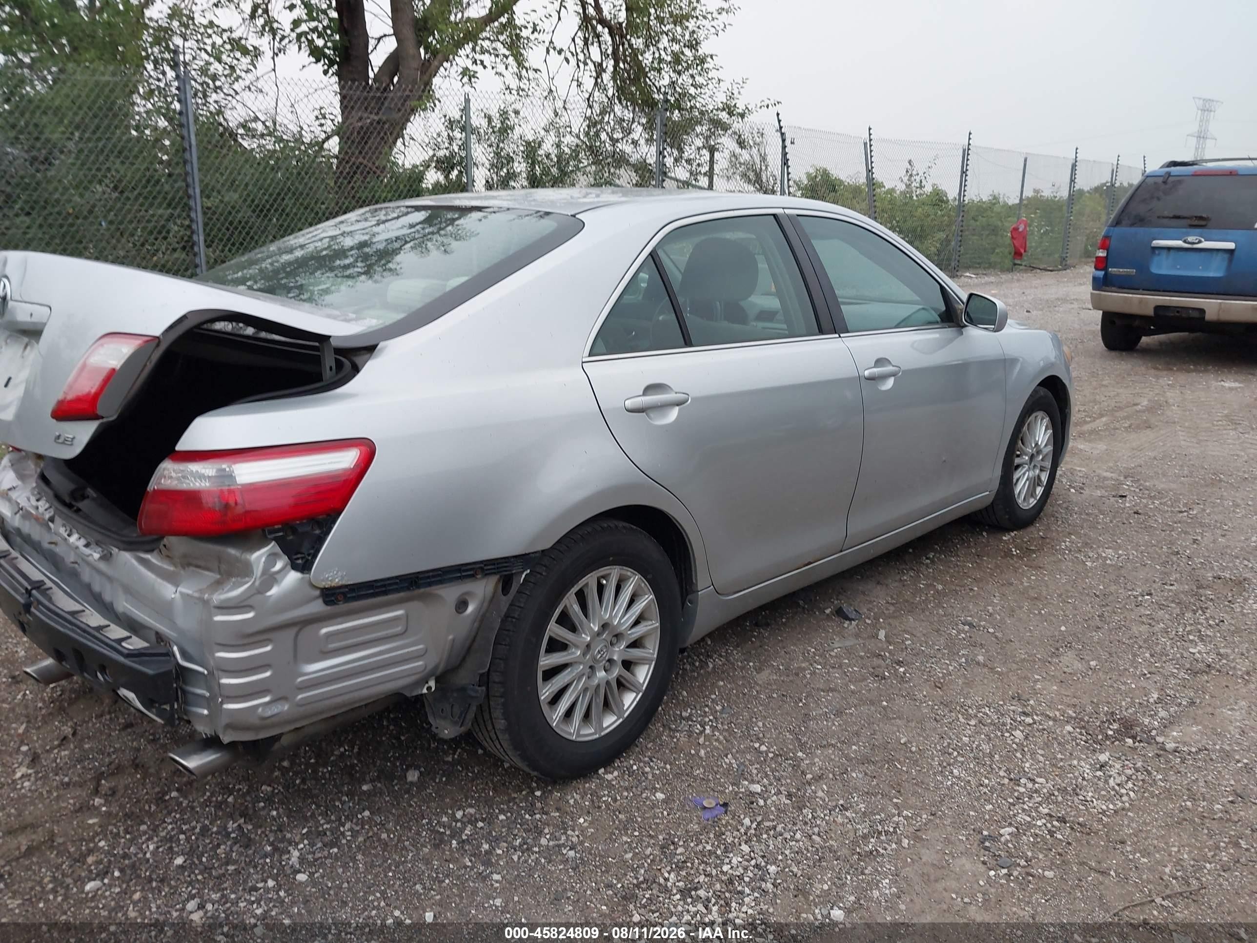 2007 Toyota Camry Le V6 Silver vin: 4T1BK46KX7U529571