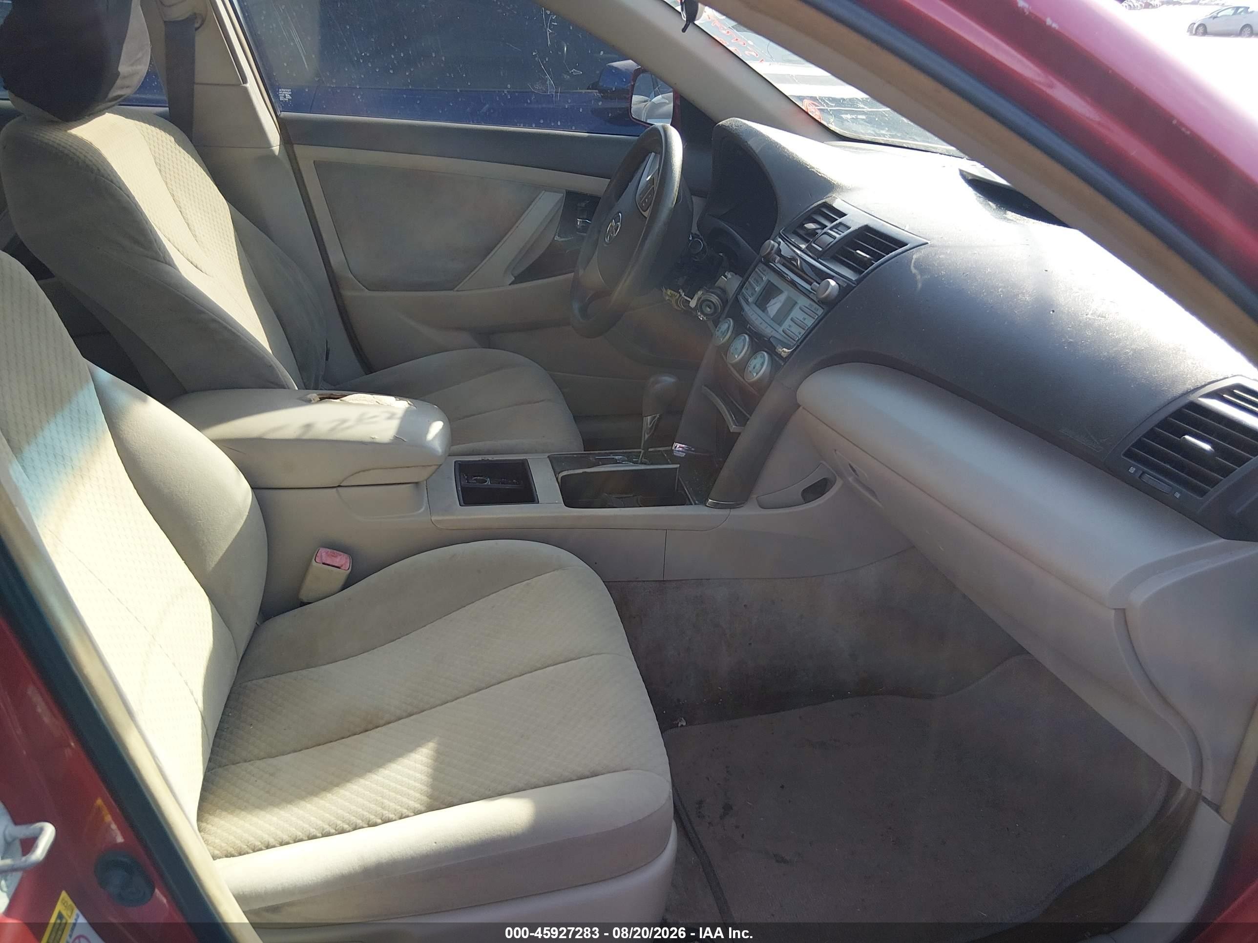 2008 Toyota Camry Le Red vin: 4T1BK46KX8U059138