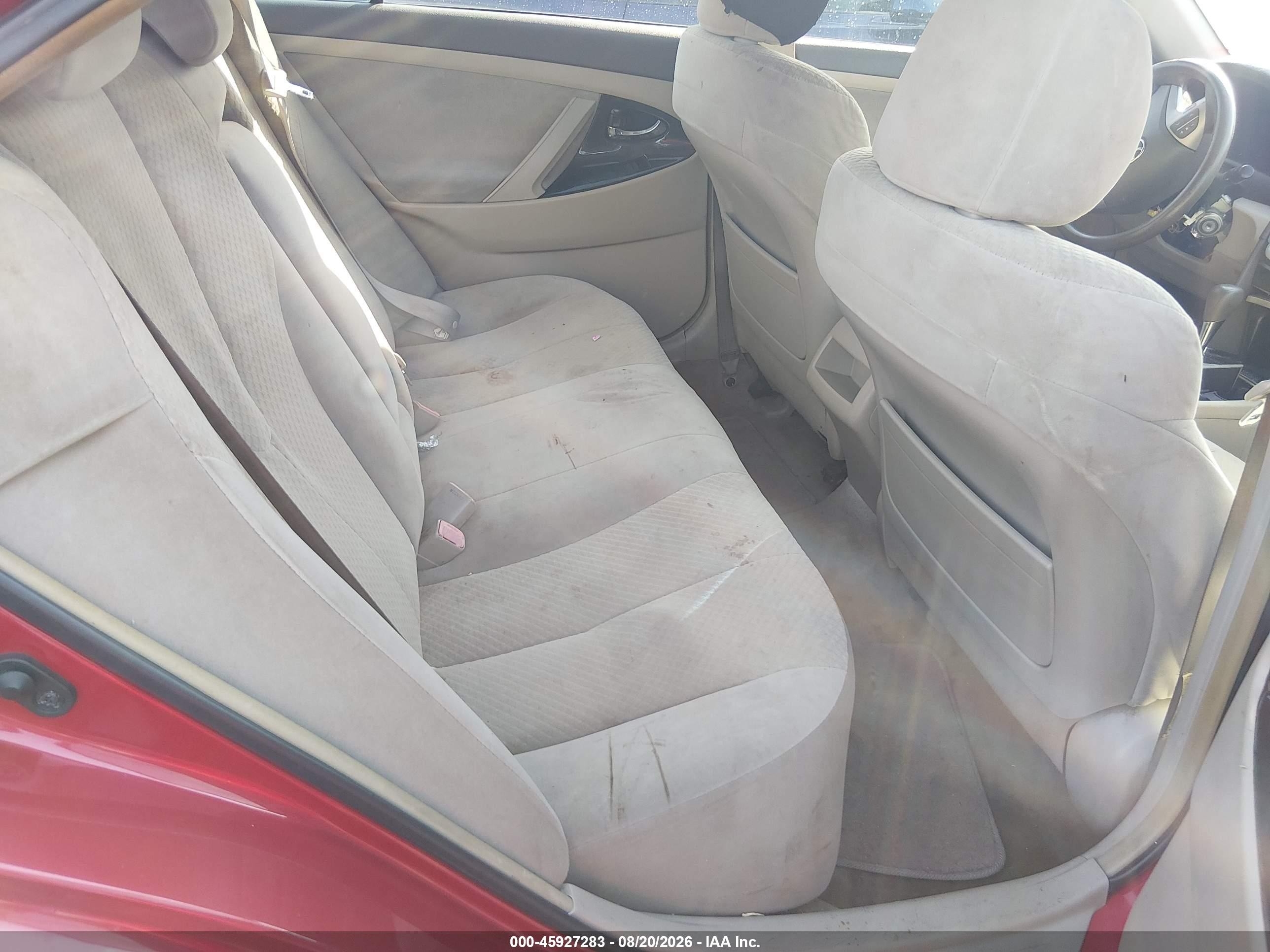 2008 Toyota Camry Le Red vin: 4T1BK46KX8U059138