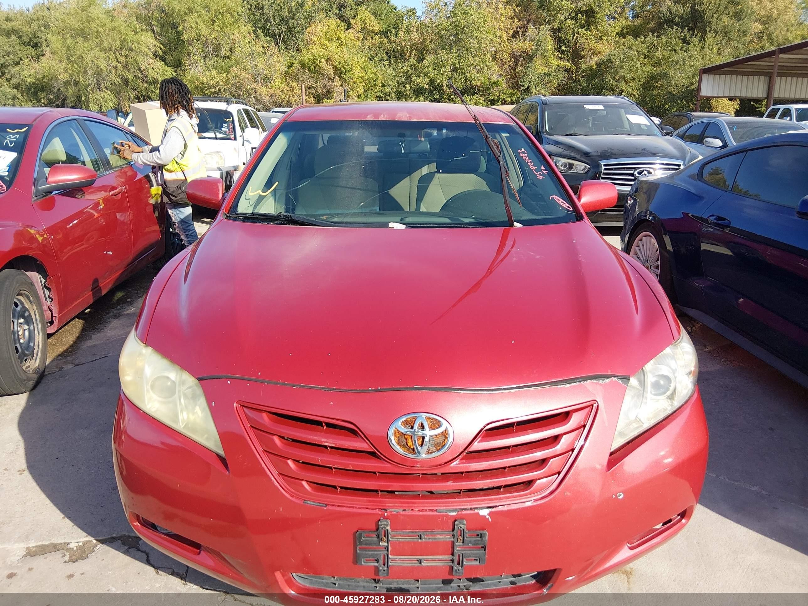 2008 Toyota Camry Le Red vin: 4T1BK46KX8U059138