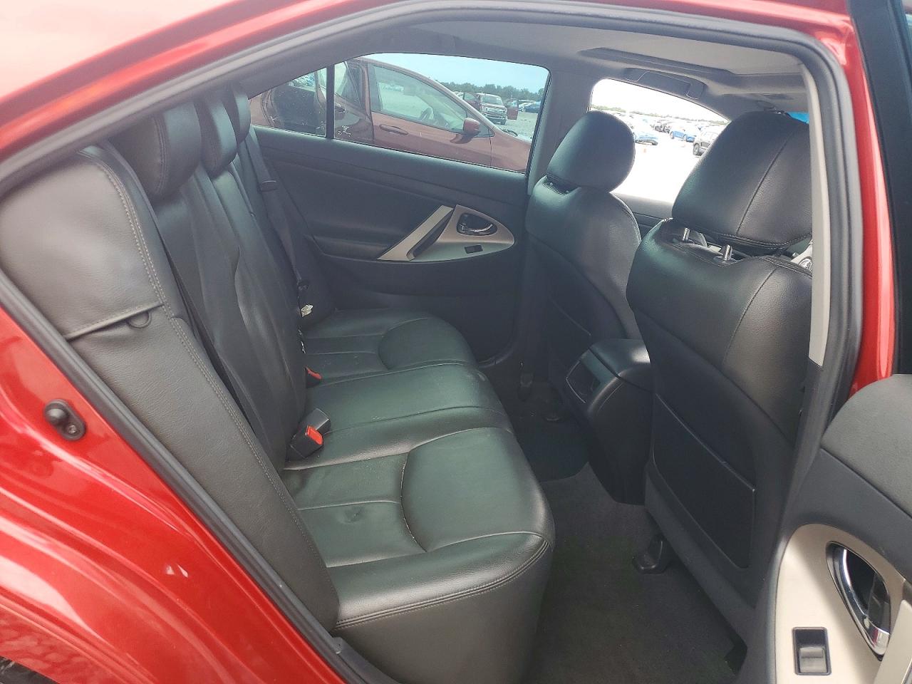 2008 Toyota Camry Se V6 Красный vin: 4T1BK46KX8U066736