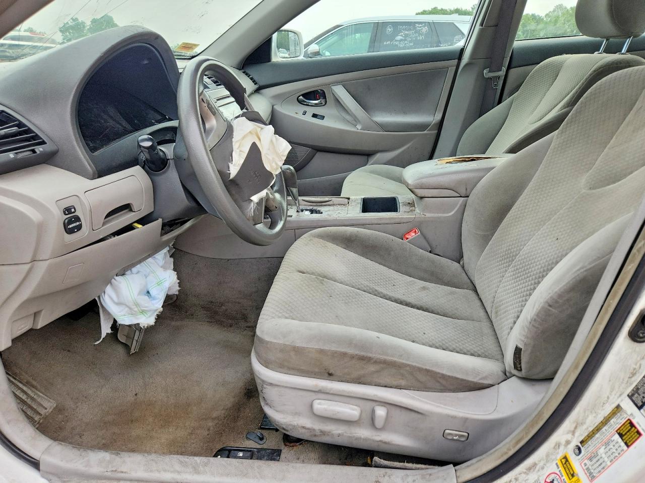 2008 Toyota Camry Le V6 White vin: 4T1BK46KX8U566248