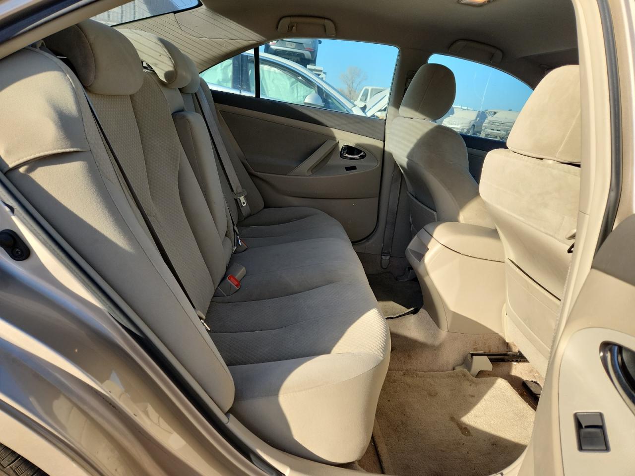 2009 Toyota Camry Le V6 Beige vin: 4T1BK46KX9U076488