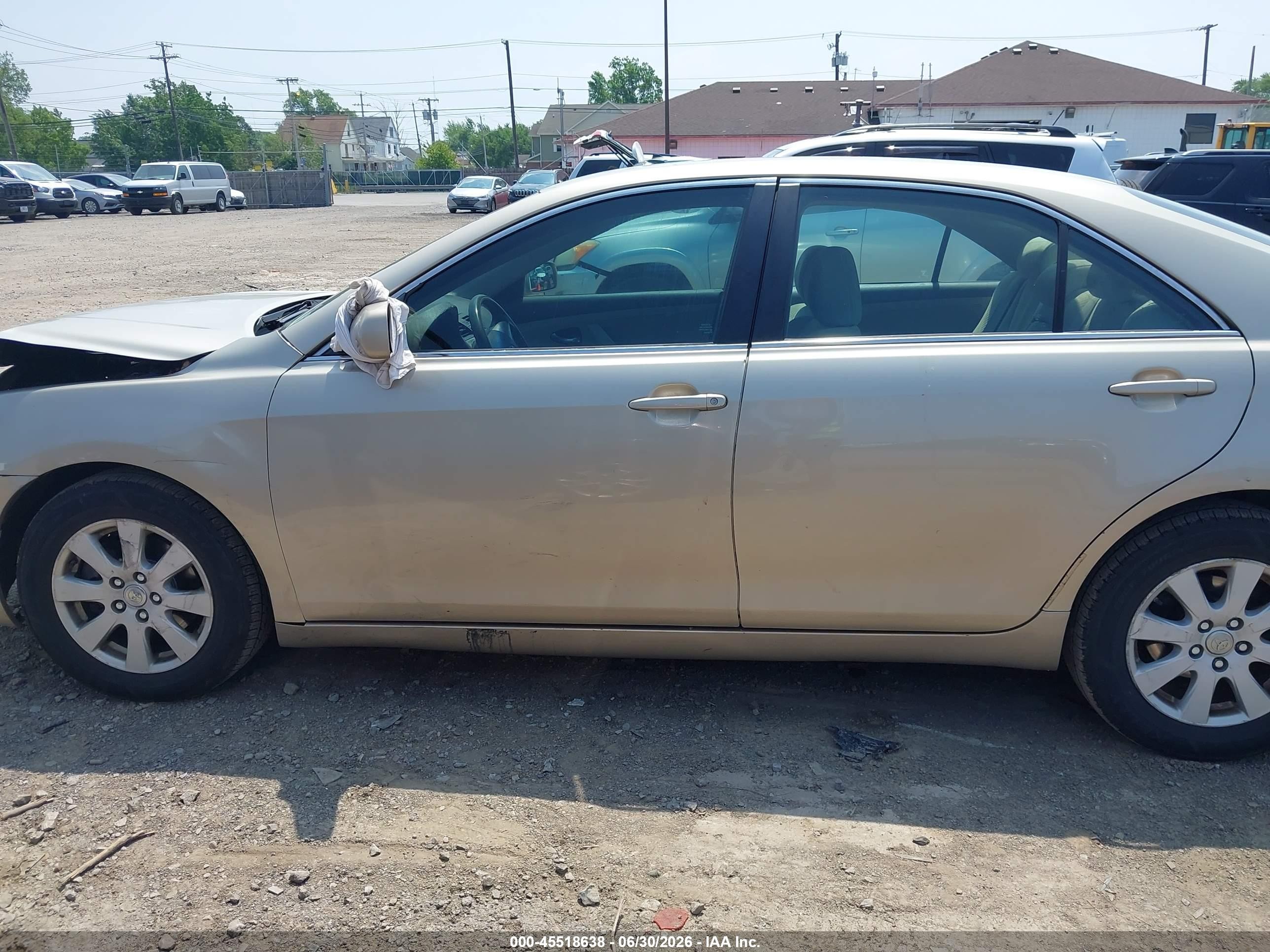 2009 Toyota Camry Le V6 Золотой vin: 4T1BK46KX9U581804
