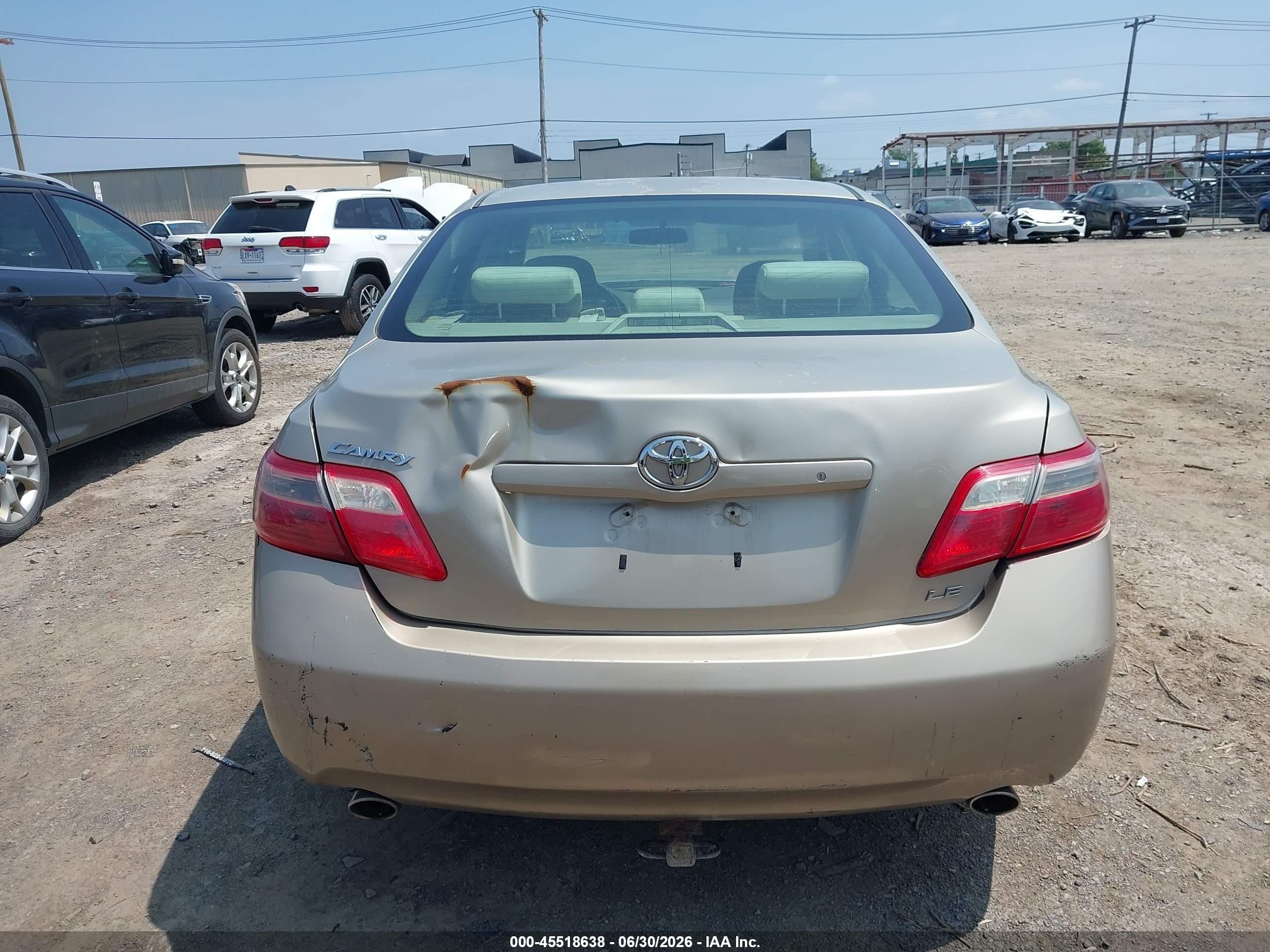 2009 Toyota Camry Le V6 Золотой vin: 4T1BK46KX9U581804