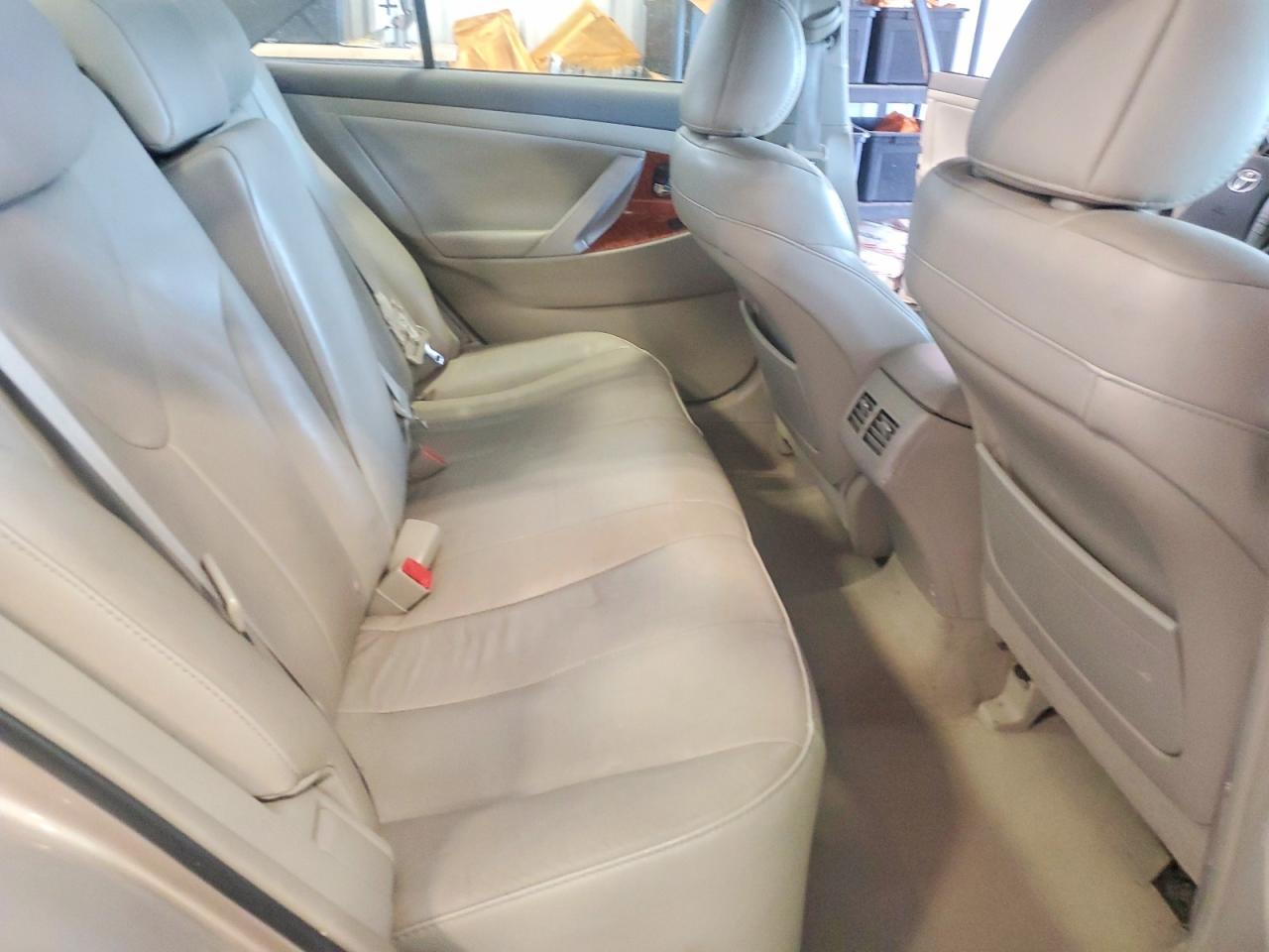 2009 Toyota Camry Xle V6 Tan vin: 4T1BK46KX9U590714