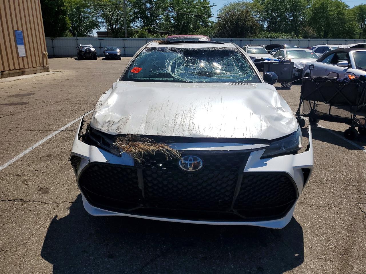 2019 Toyota Avalon Xle Белый vin: 4T1BZ1FB9KU006819
