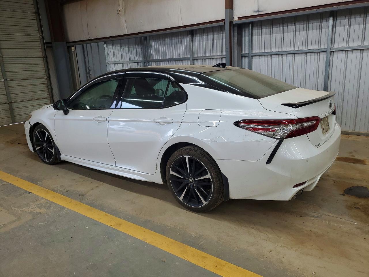 2018 Toyota Camry Xse V6 White vin: 4T1BZ1HK2JU021268