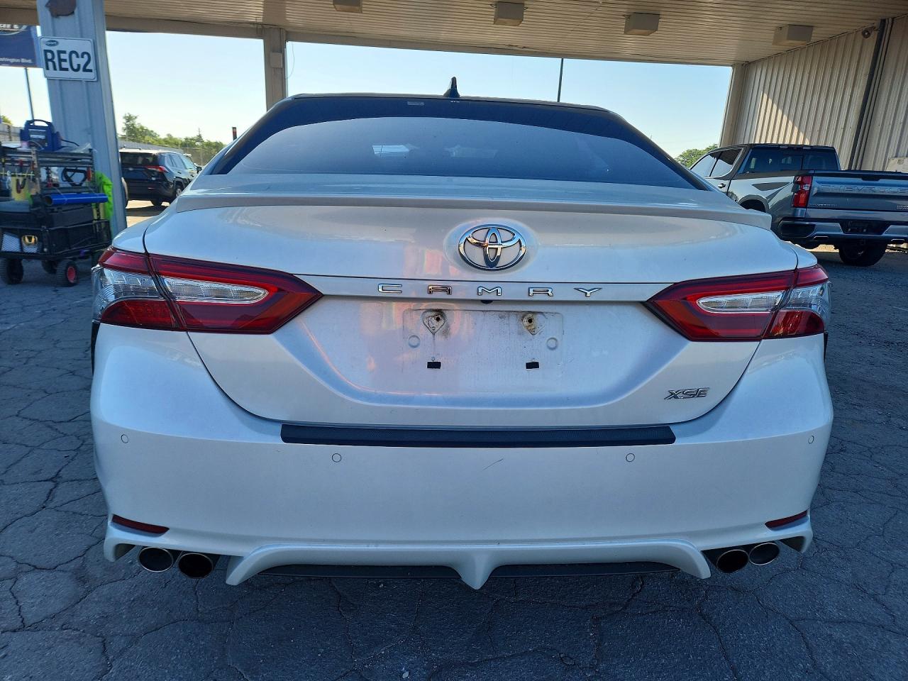 2019 Toyota Camry Xse V6 White vin: 4T1BZ1HK2KU032594