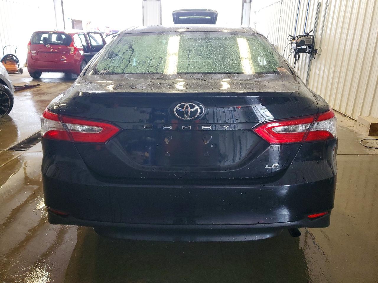 2020 Toyota Camry Le Black vin: 4T1C11AK0LU940114