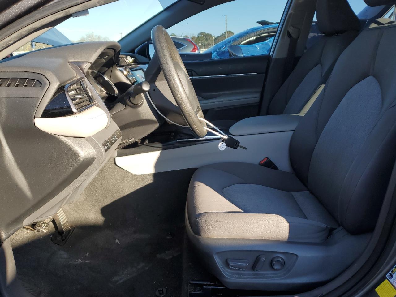 2020 Toyota Camry Le Серый vin: 4T1C11AK0LU993699