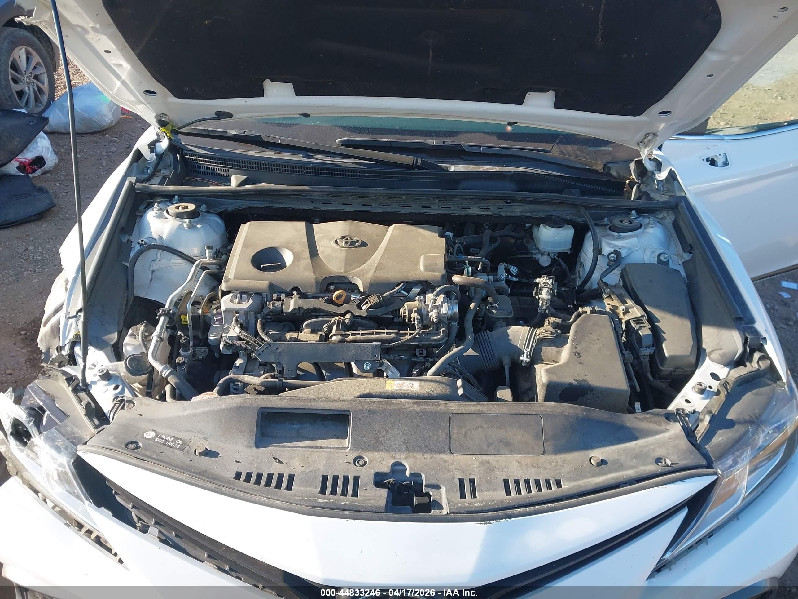 2022 Toyota Camry Le Белый vin: 4T1C11AK0NU633433