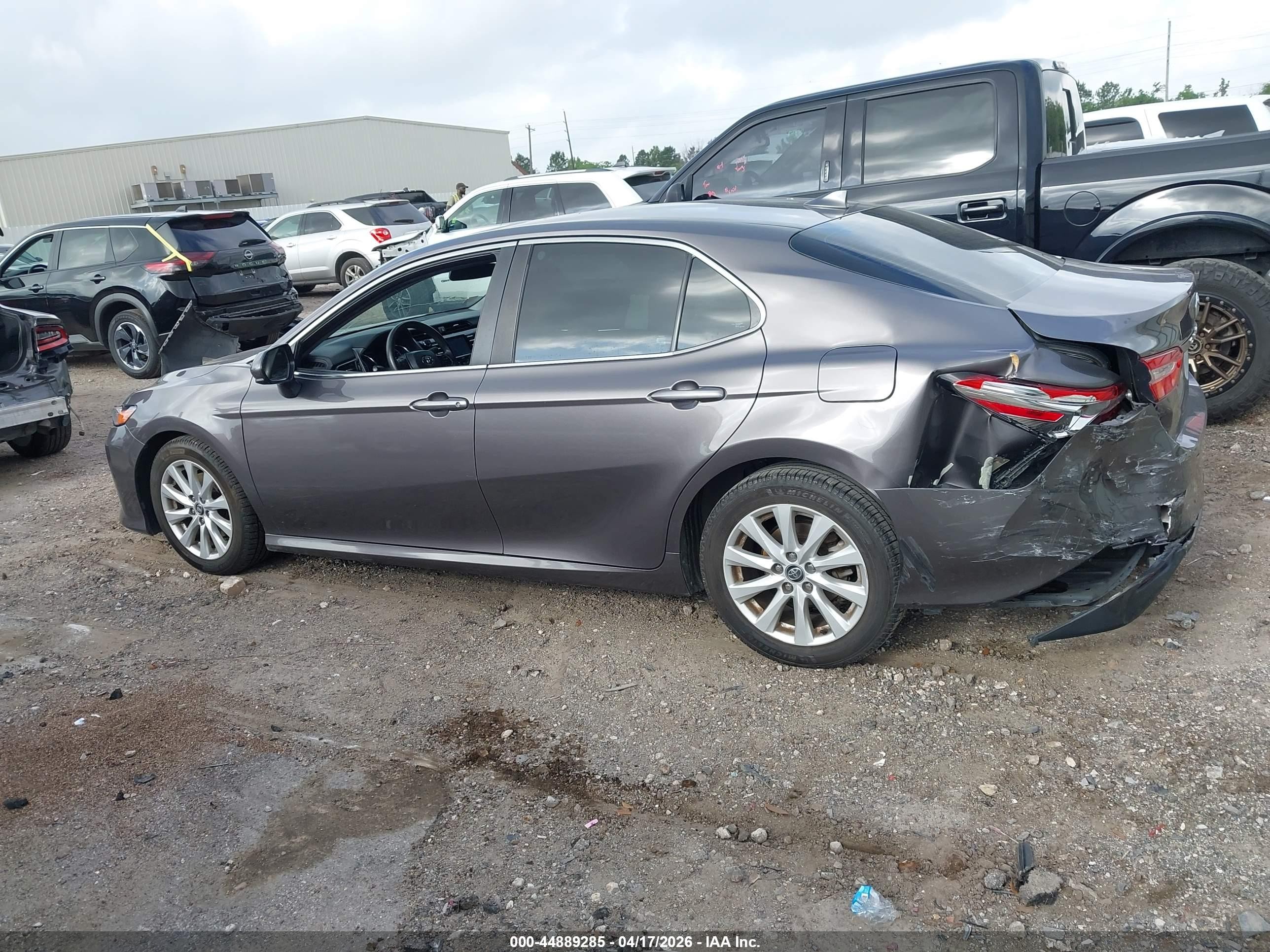 2020 Toyota Camry Le Gray vin: 4T1C11AK2LU918342