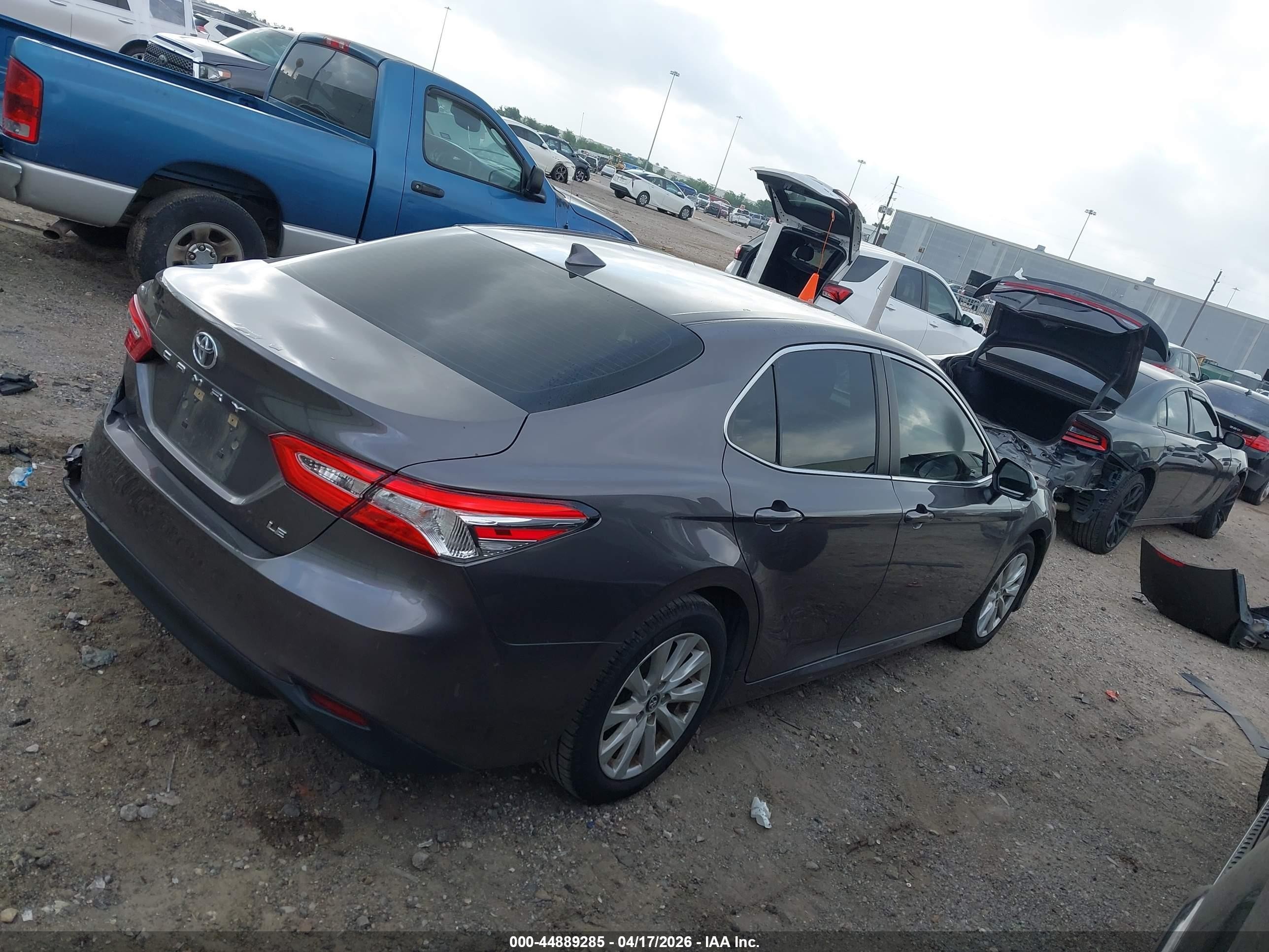 2020 Toyota Camry Le Gray vin: 4T1C11AK2LU918342