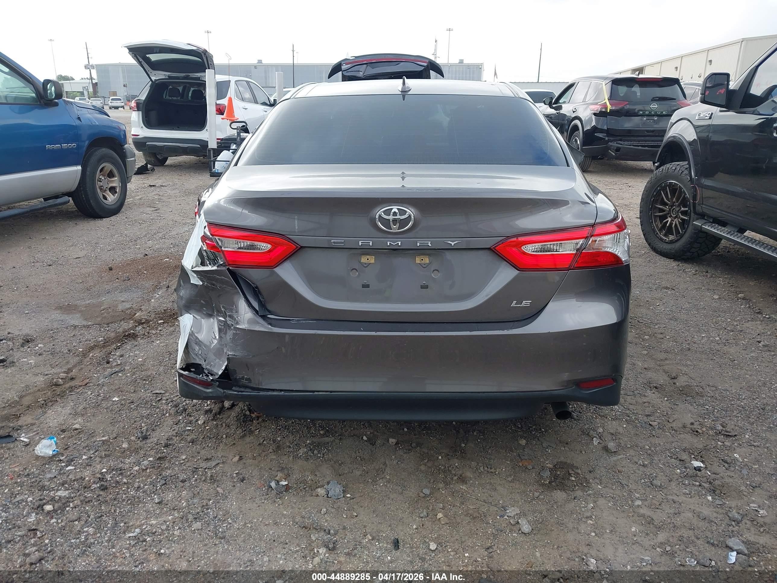 2020 Toyota Camry Le Gray vin: 4T1C11AK2LU918342