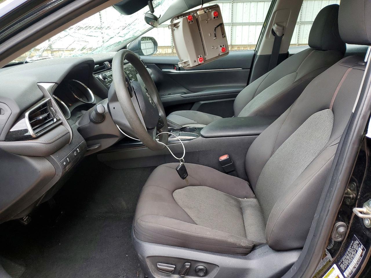 2020 Toyota Camry Le Black vin: 4T1C11AK3LU882807