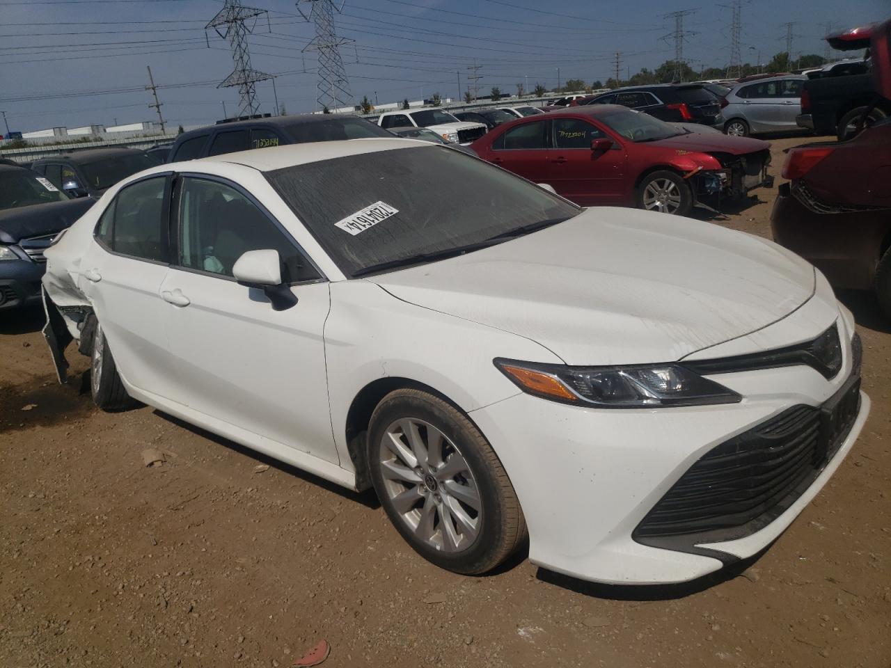 2020 Toyota Camry Le White vin: 4T1C11AK3LU994443