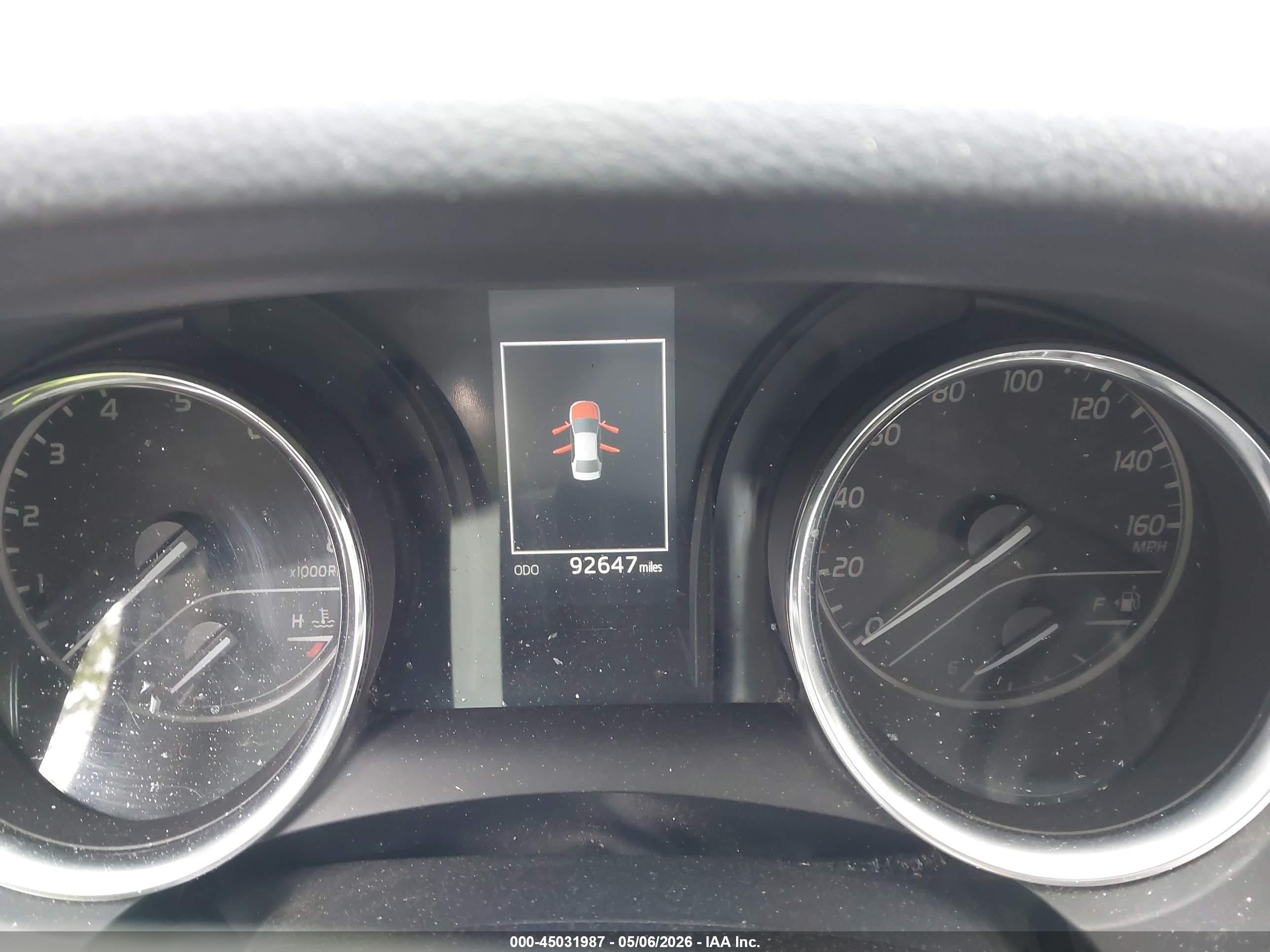 2020 Toyota Camry Le Серебряный vin: 4T1C11AK3LU999450