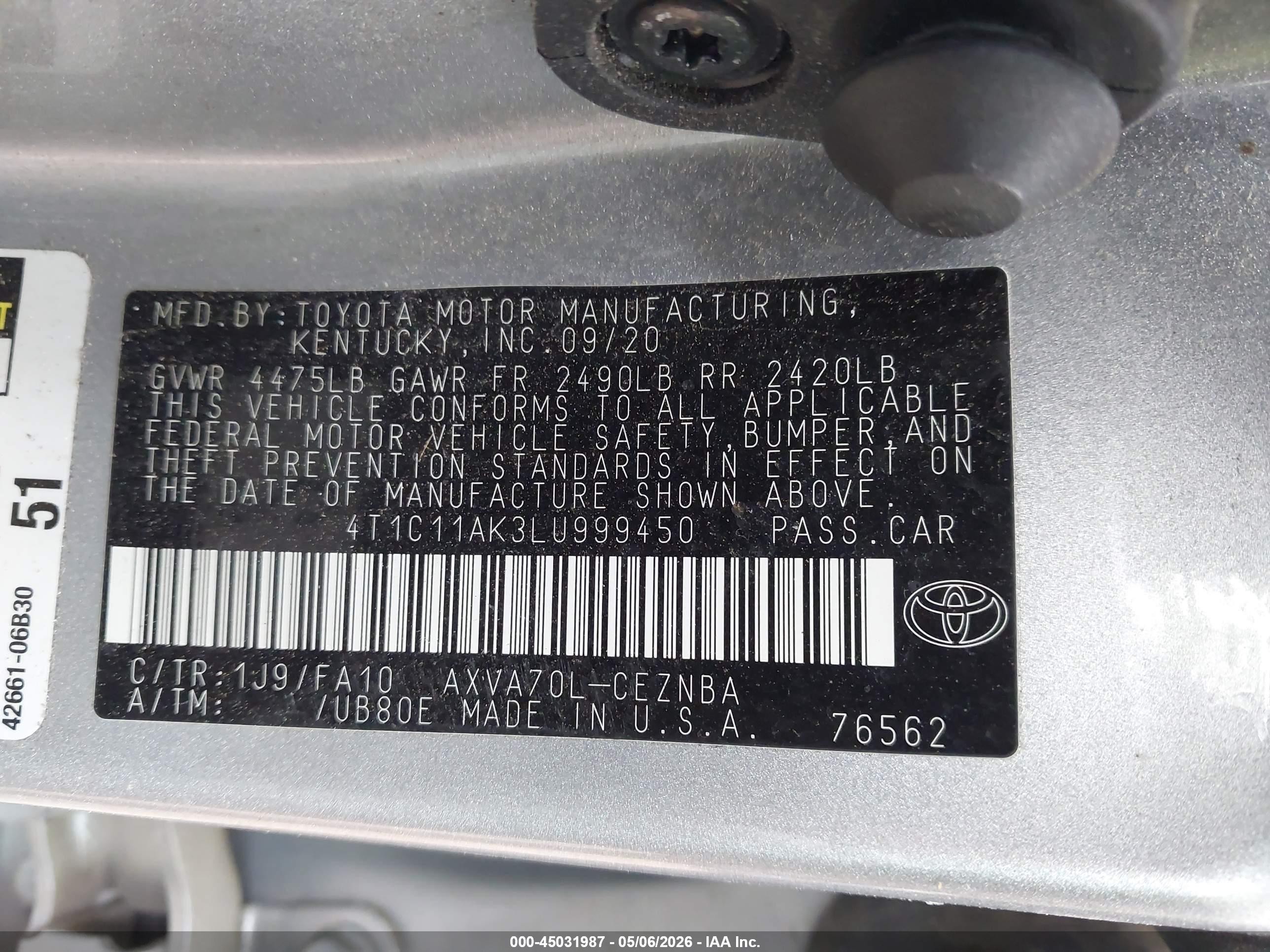 2020 Toyota Camry Le Серебряный vin: 4T1C11AK3LU999450