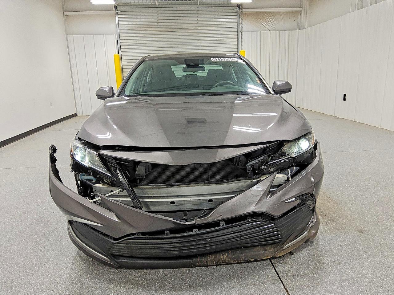 2021 Toyota Camry Le Gray vin: 4T1C11AK3MU602725