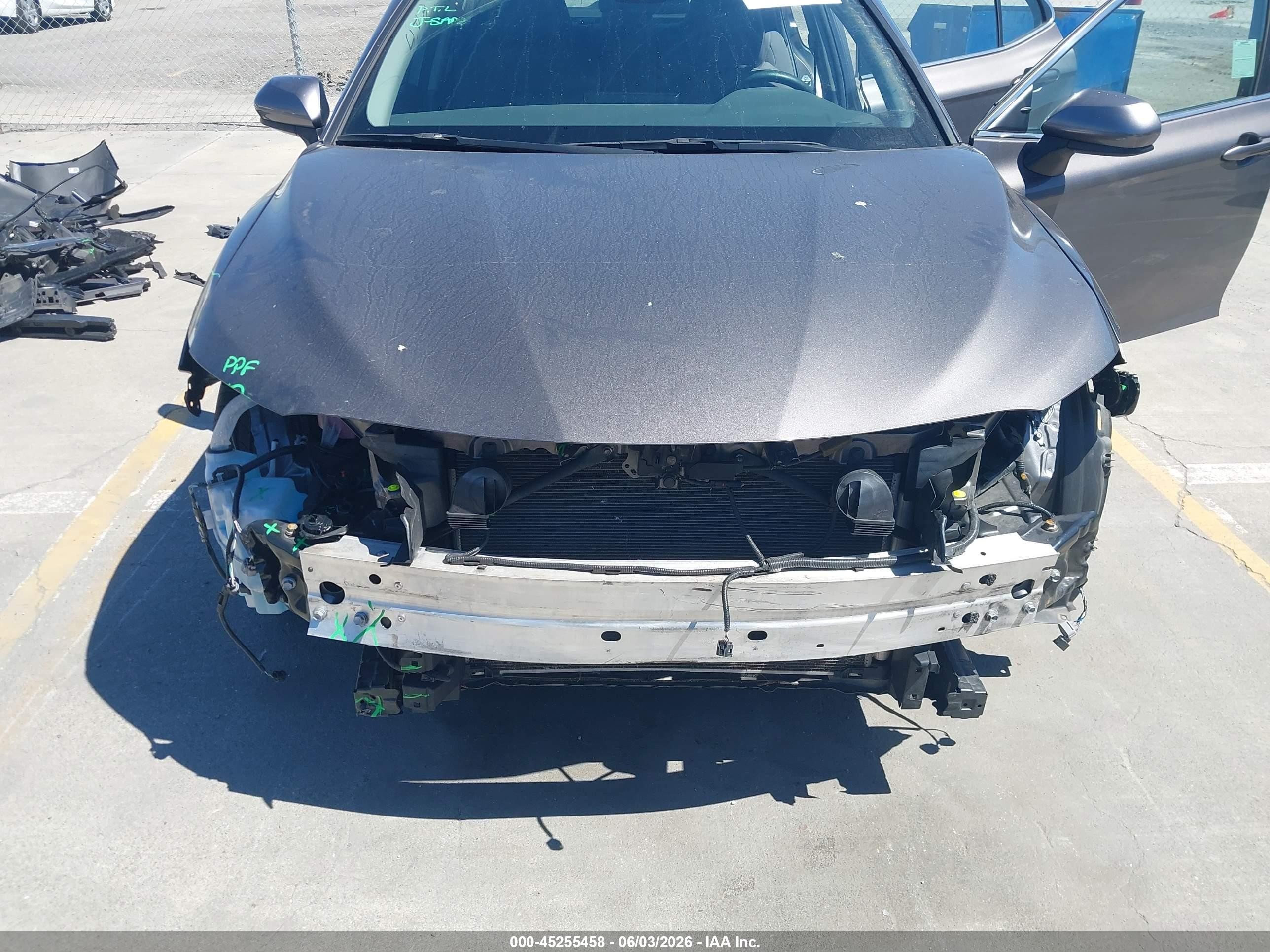 2023 Toyota Camry Le Gray vin: 4T1C11AK3PU722769