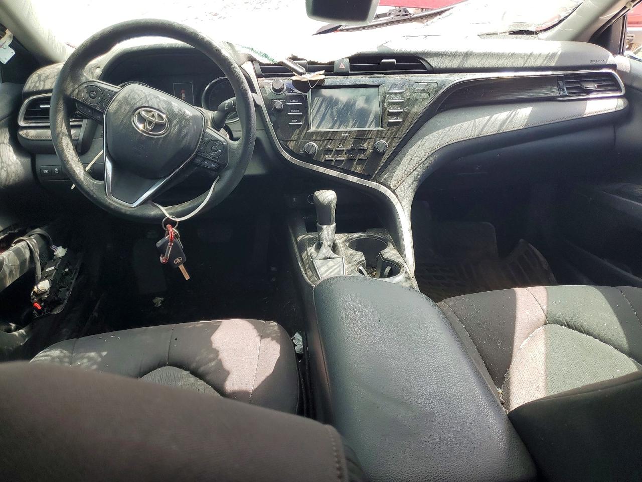 2020 Toyota Camry Le Red vin: 4T1C11AK4LU394868