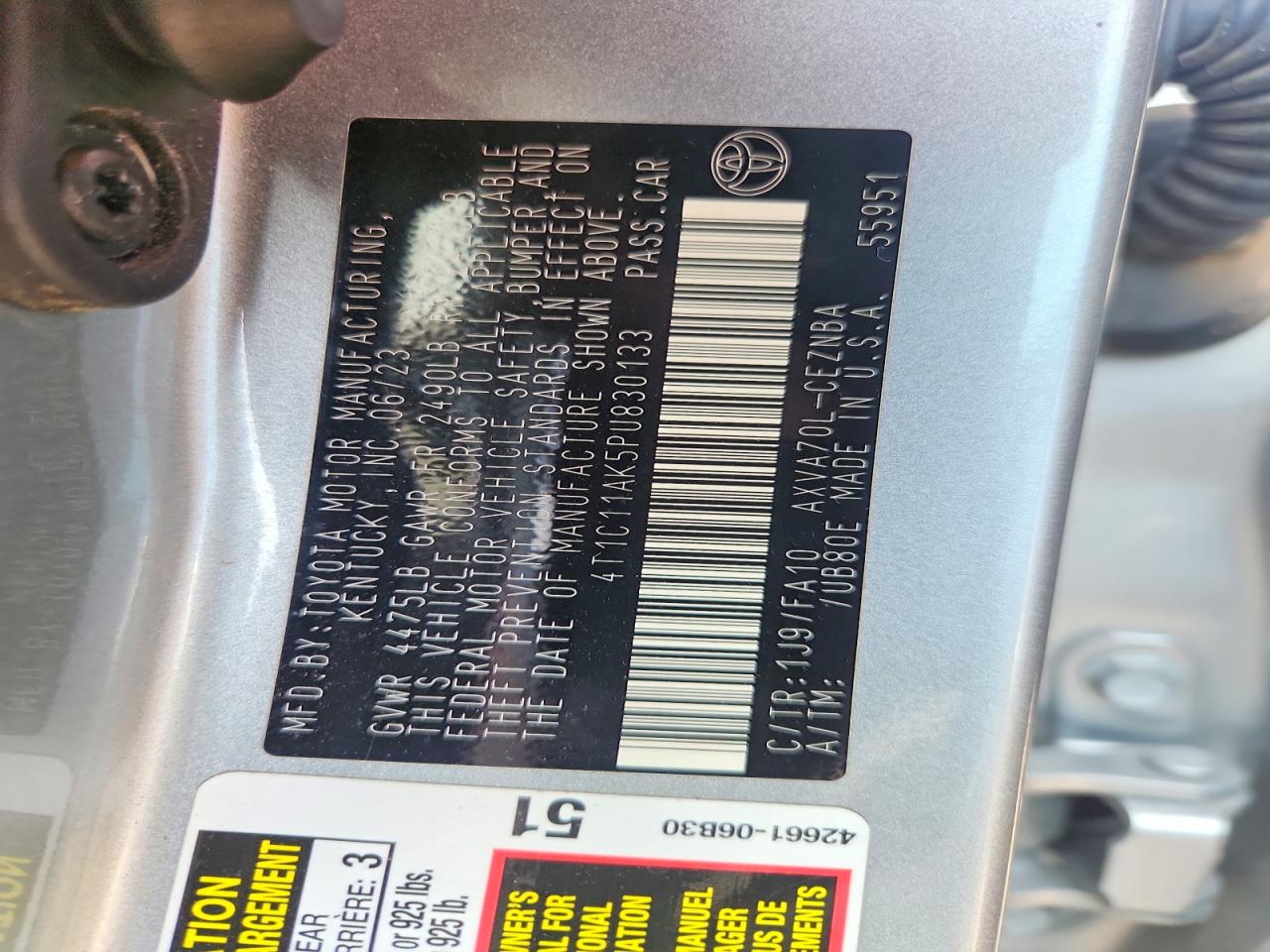 2023 Toyota Camry Le Silver vin: 4T1C11AK5PU830133