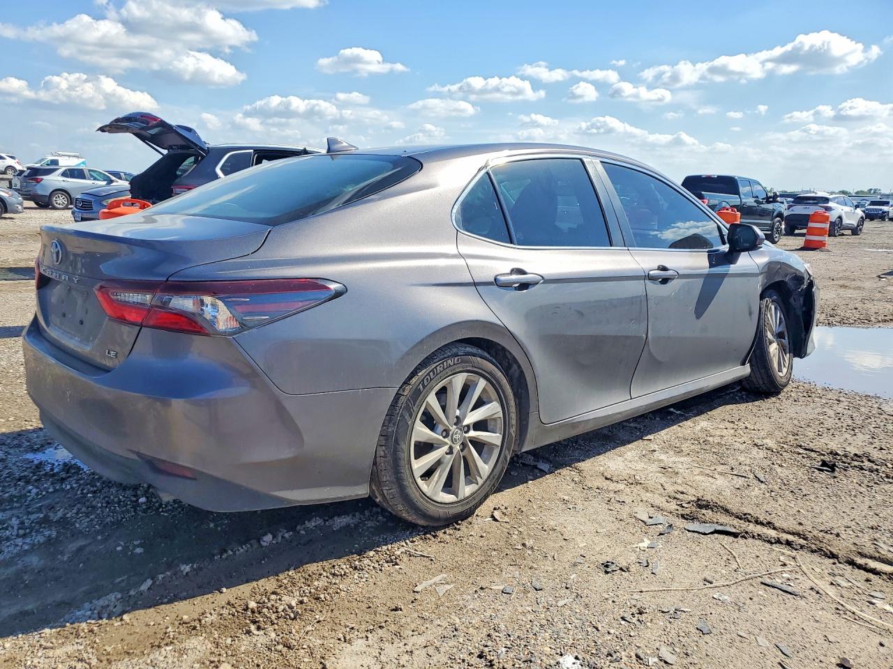 2024 Toyota Camry Gray vin: 4T1C11AK5RU874751