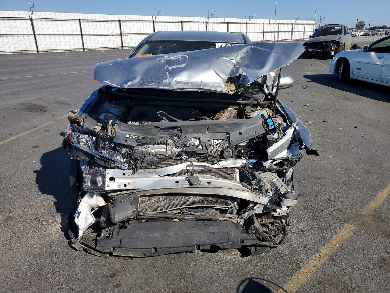 2020 Toyota Camry Le Silver vin: 4T1C11AK6LU364349