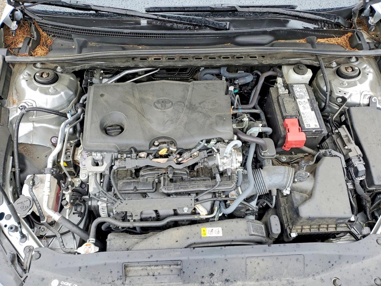 2022 Toyota Camry Le Silver vin: 4T1C11AK7NU636720