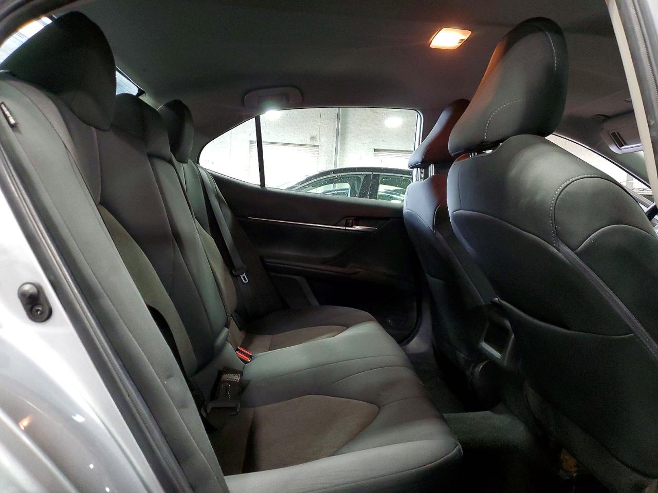 2023 Toyota Camry Le Серебряный vin: 4T1C11AK7PU162545
