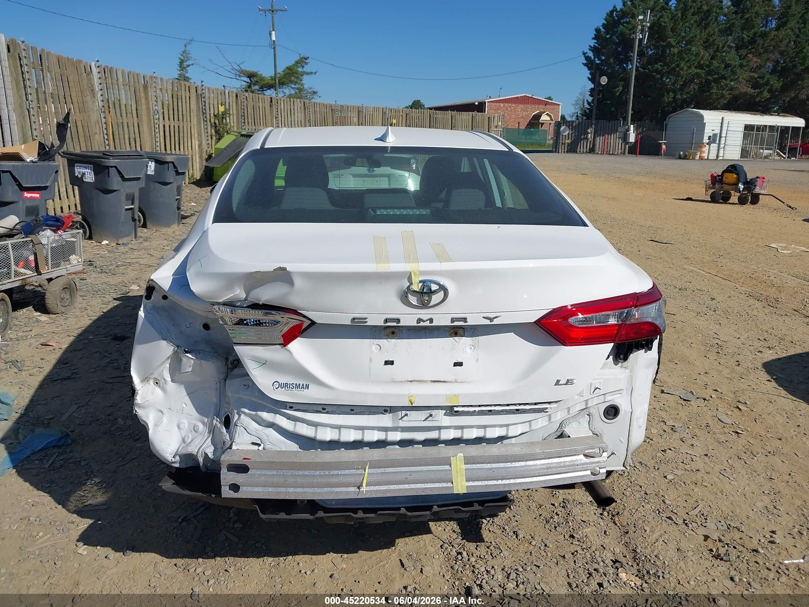 2020 Toyota Camry Le Белый vin: 4T1C11AK9LU901411