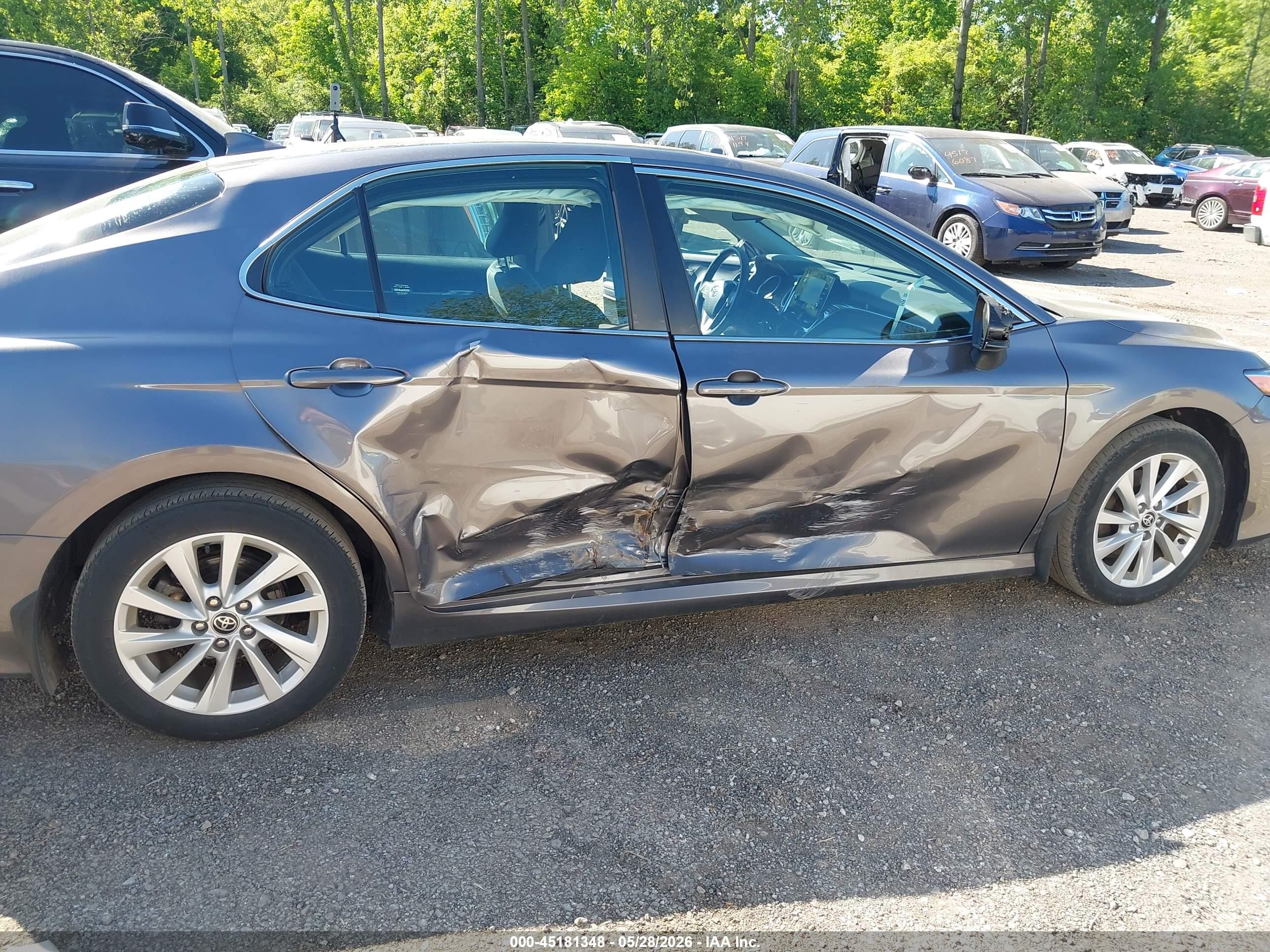 2023 Toyota Camry Le Gray vin: 4T1C11AK9PU079389
