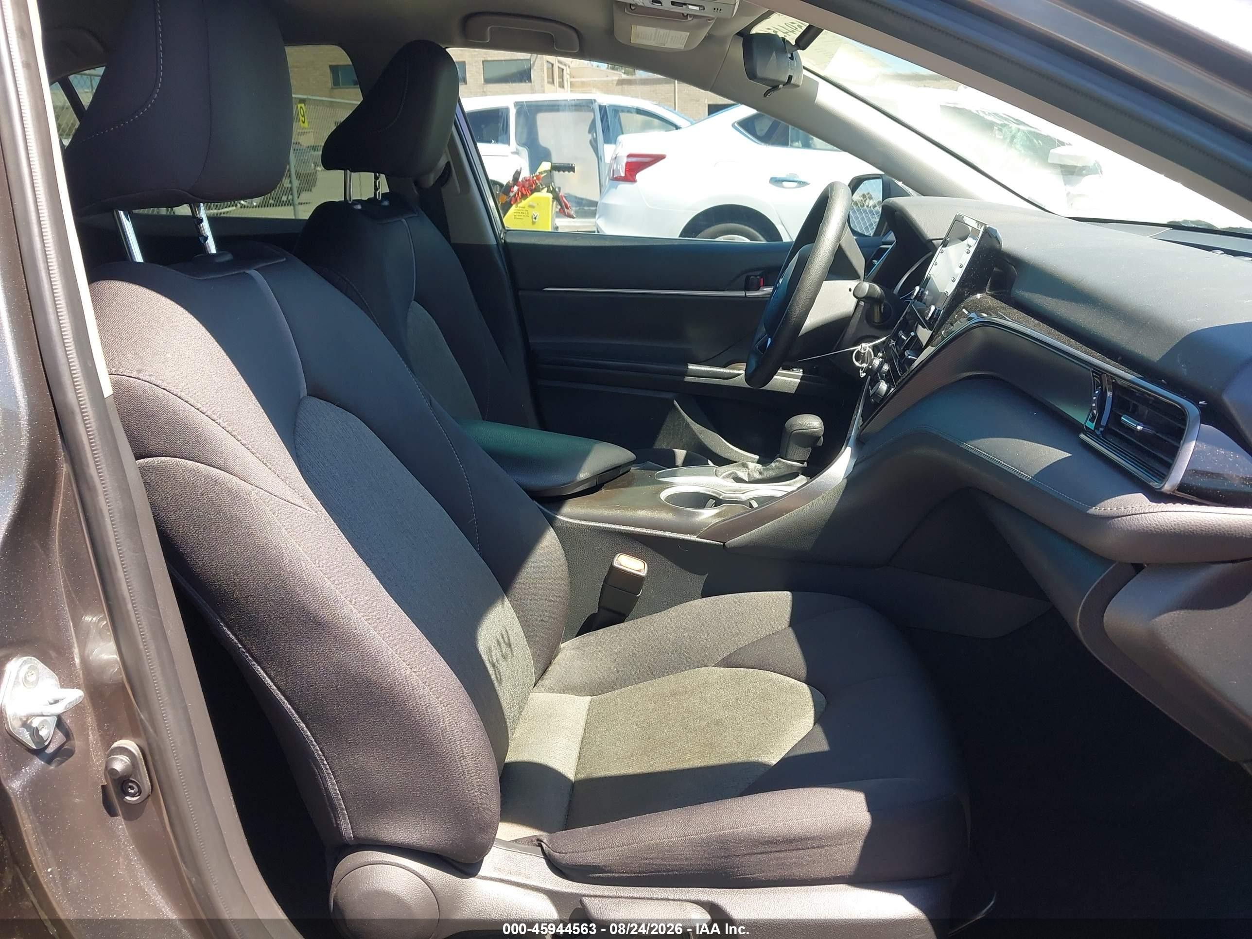 2021 Toyota Camry Le Gray vin: 4T1C11AKXMU436770