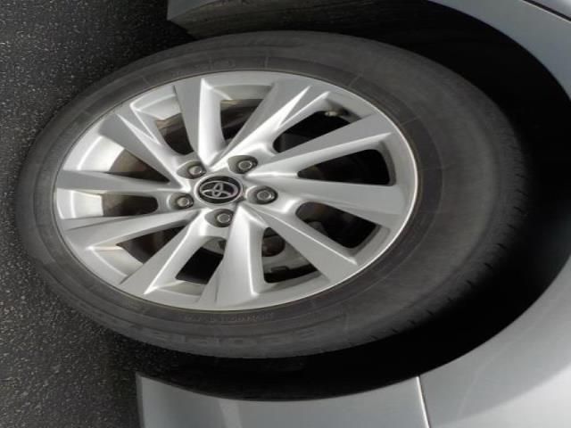 2021 Toyota Camry Le Silver vin: 4T1C11AKXMU456467