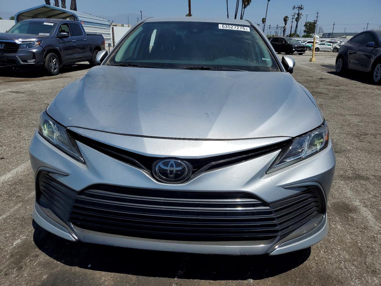 2021 Toyota Camry Le Silver vin: 4T1C11AKXMU456467