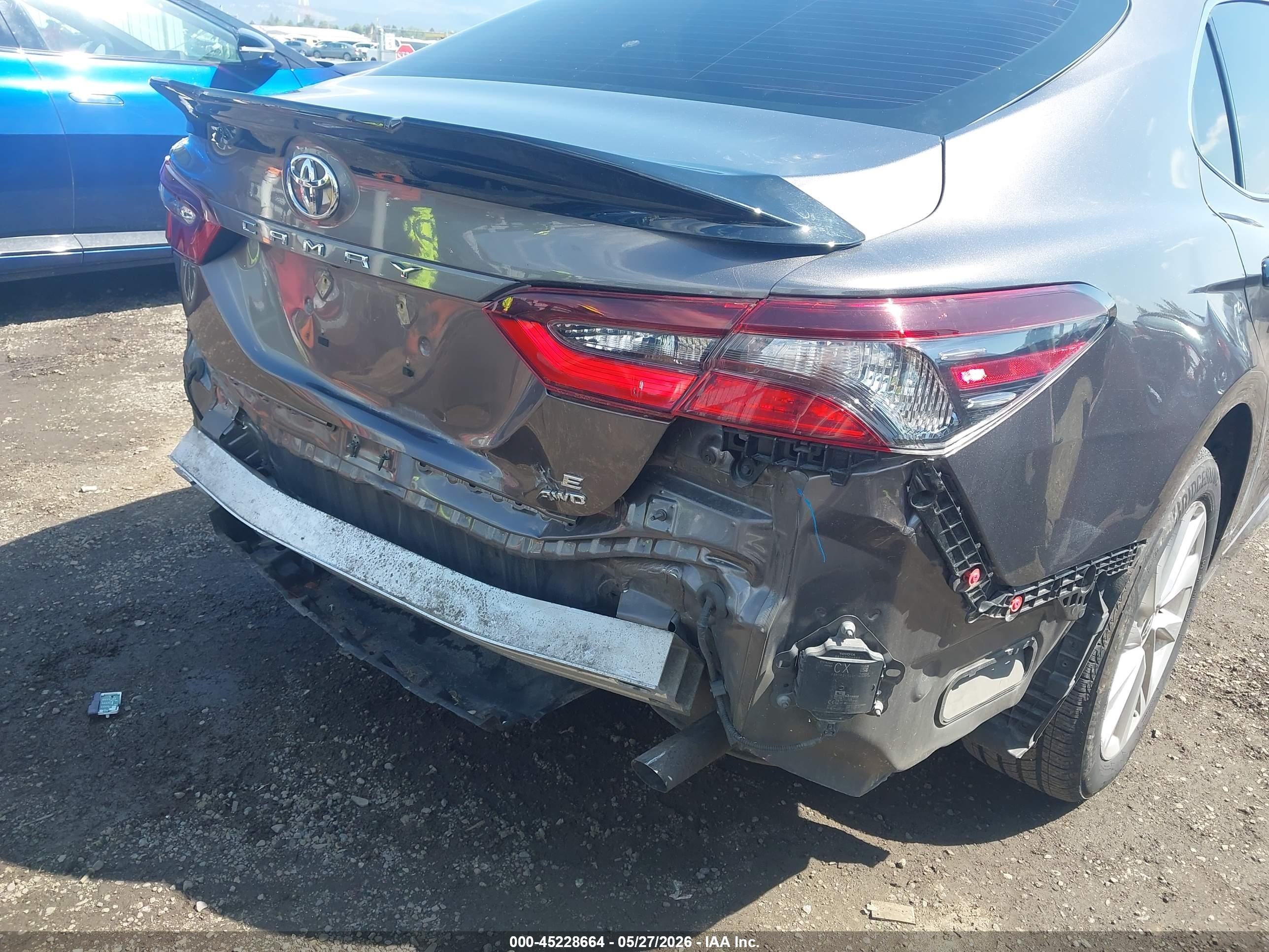 2022 Toyota Camry Le Awd Gray vin: 4T1C11BK1NU051744