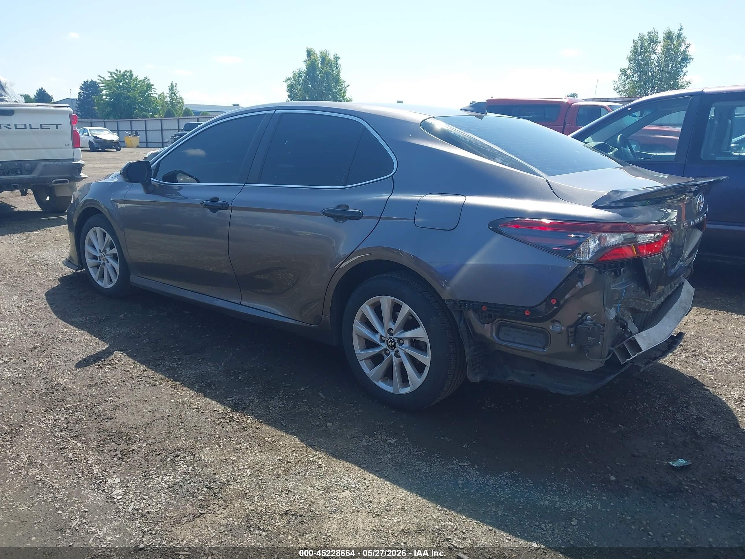 2022 Toyota Camry Le Awd Gray vin: 4T1C11BK1NU051744