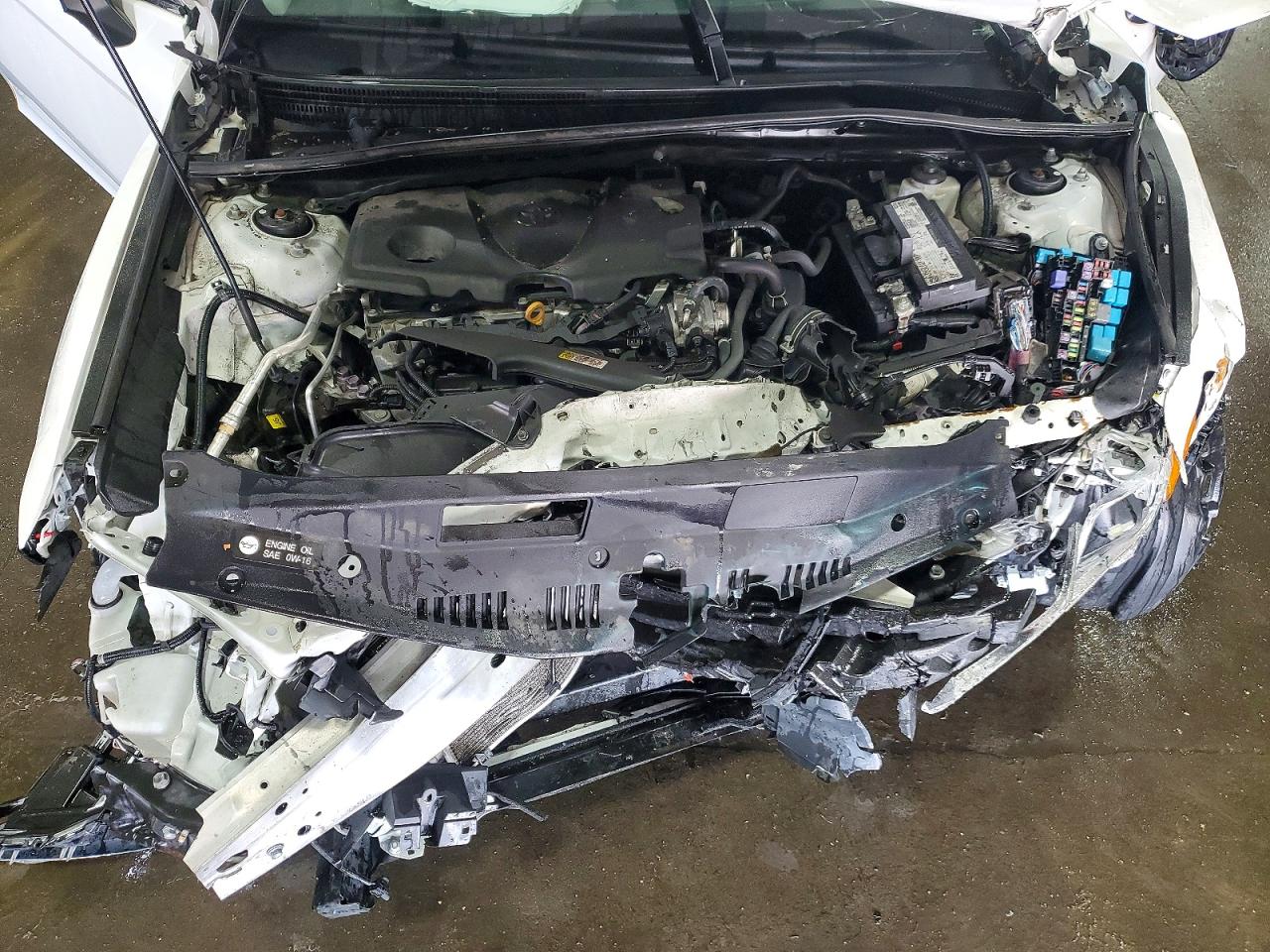 2023 Toyota Camry Le White vin: 4T1C11BK2PU096890