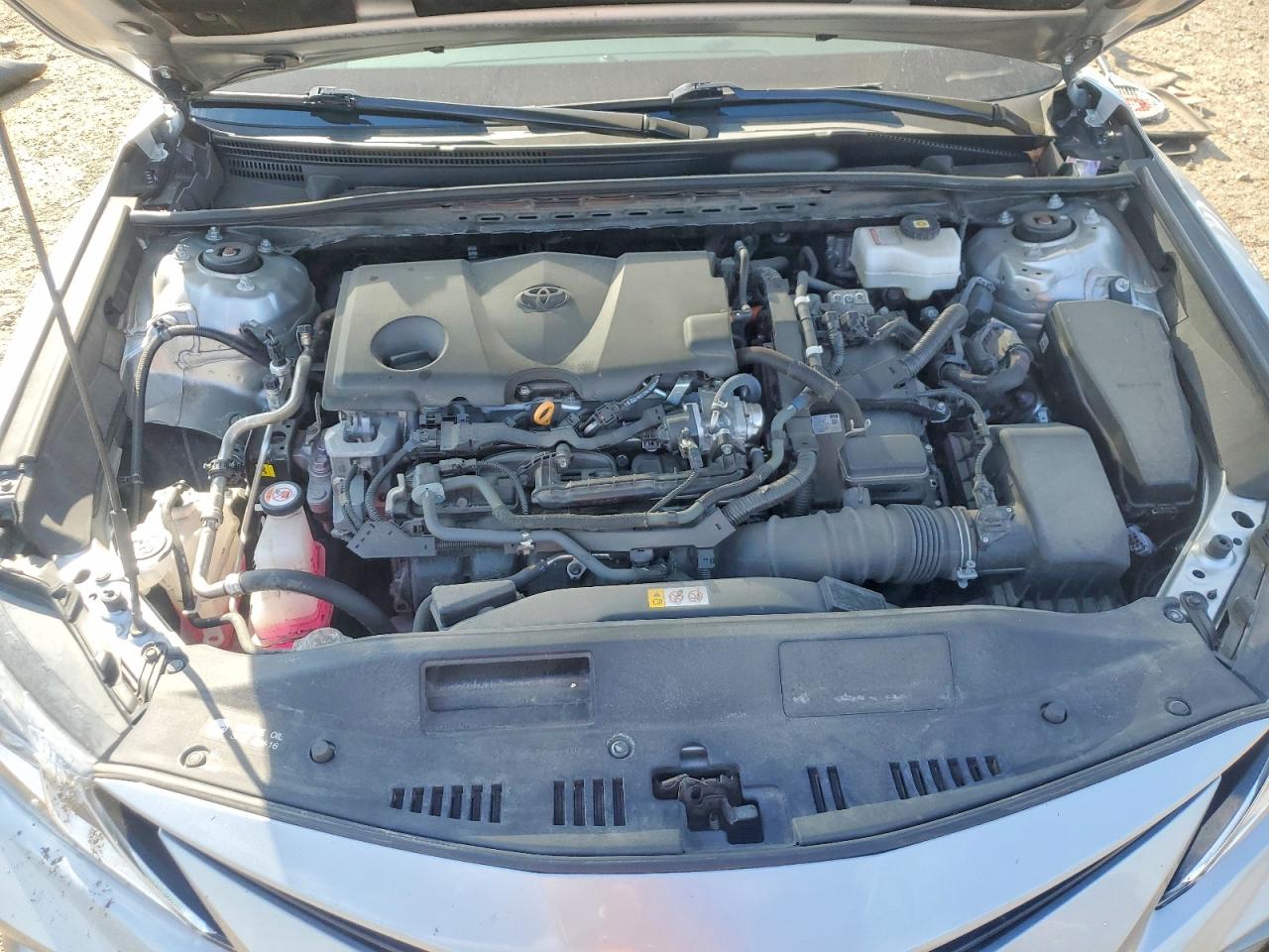 2024 Toyota Camry Hybrid Le Серебряный vin: 4T1C31AK3RU627920