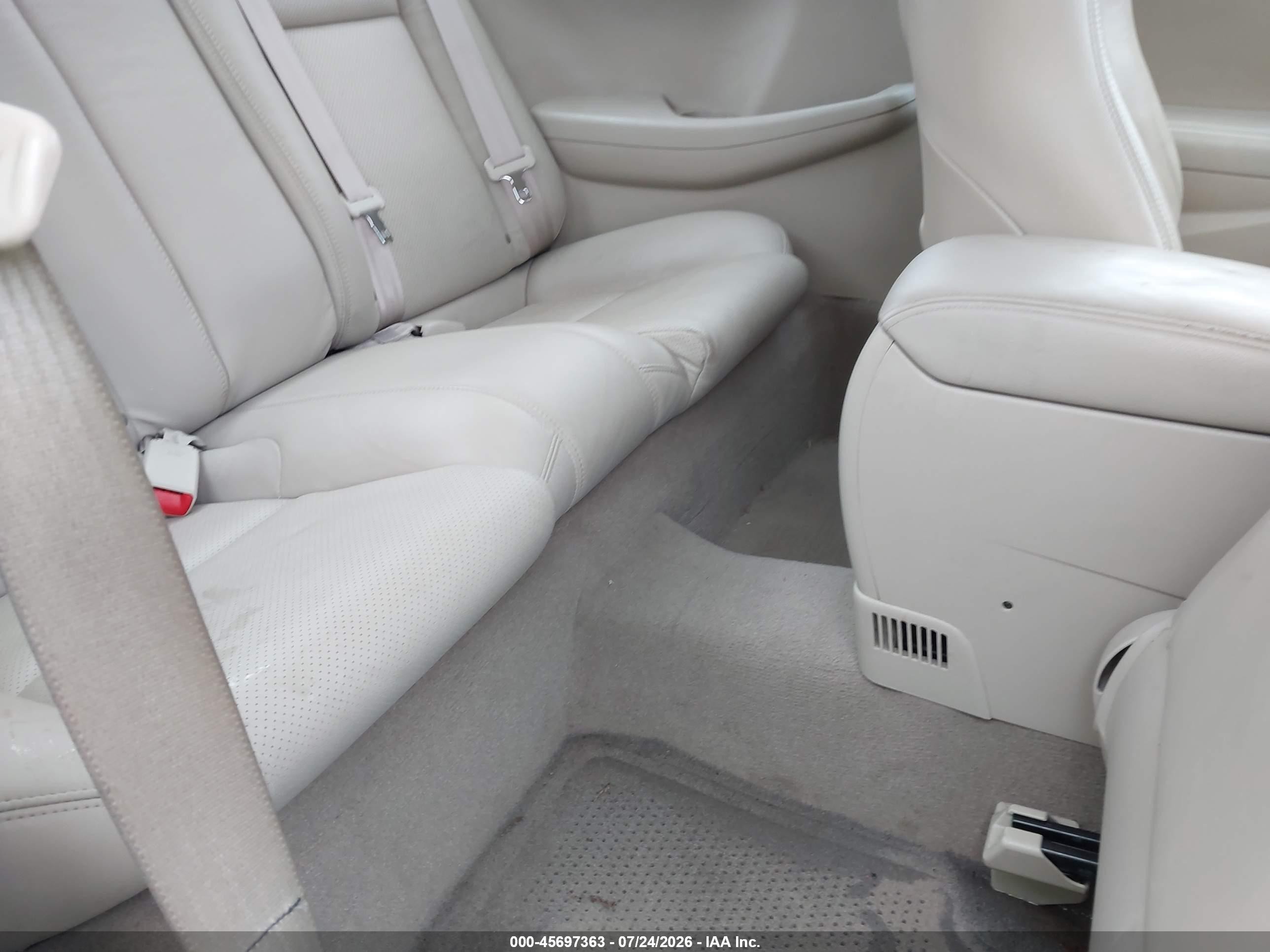 2008 Toyota Camry Solara Sle White vin: 4T1CA30P38U136194