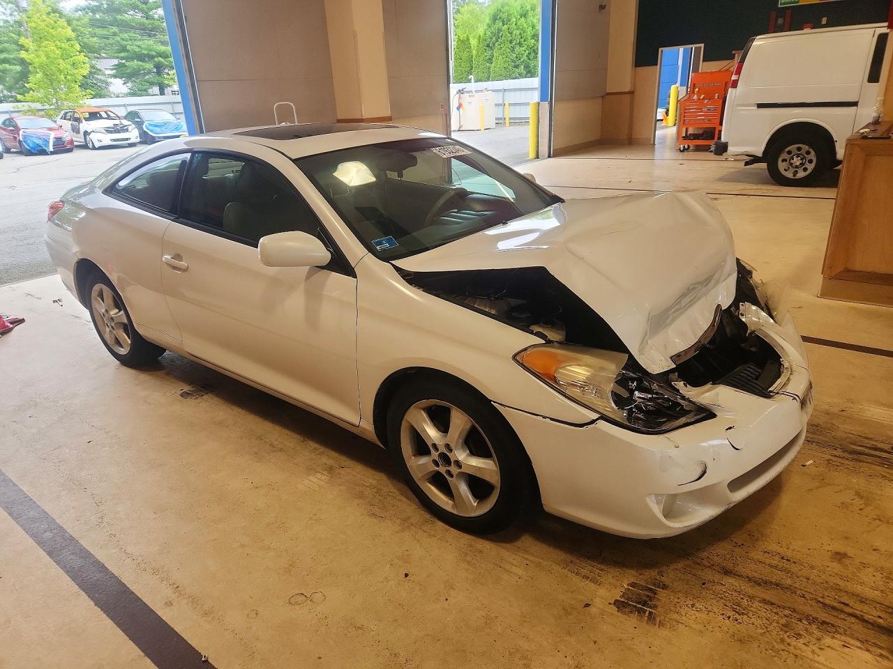 2004 Toyota Camry Solara Sle V6 White vin: 4T1CA30P54U011627