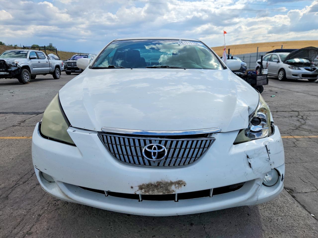 2004 Toyota Camry Solara Sle V6 White vin: 4T1CA30P54U023356
