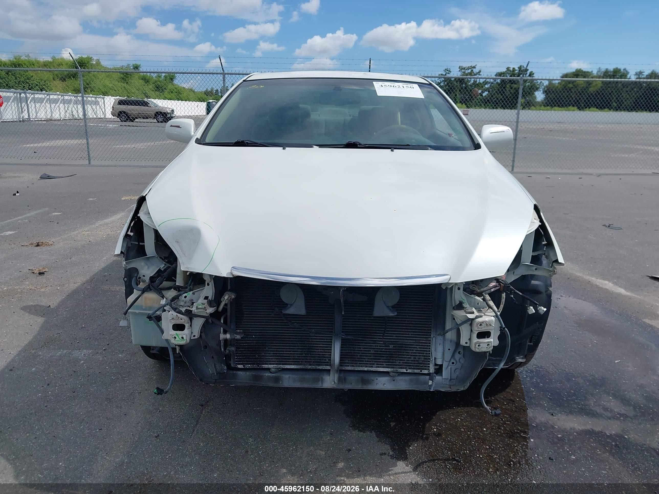 2008 Toyota Camry Solara Se V6 White vin: 4T1CA30P58U154860