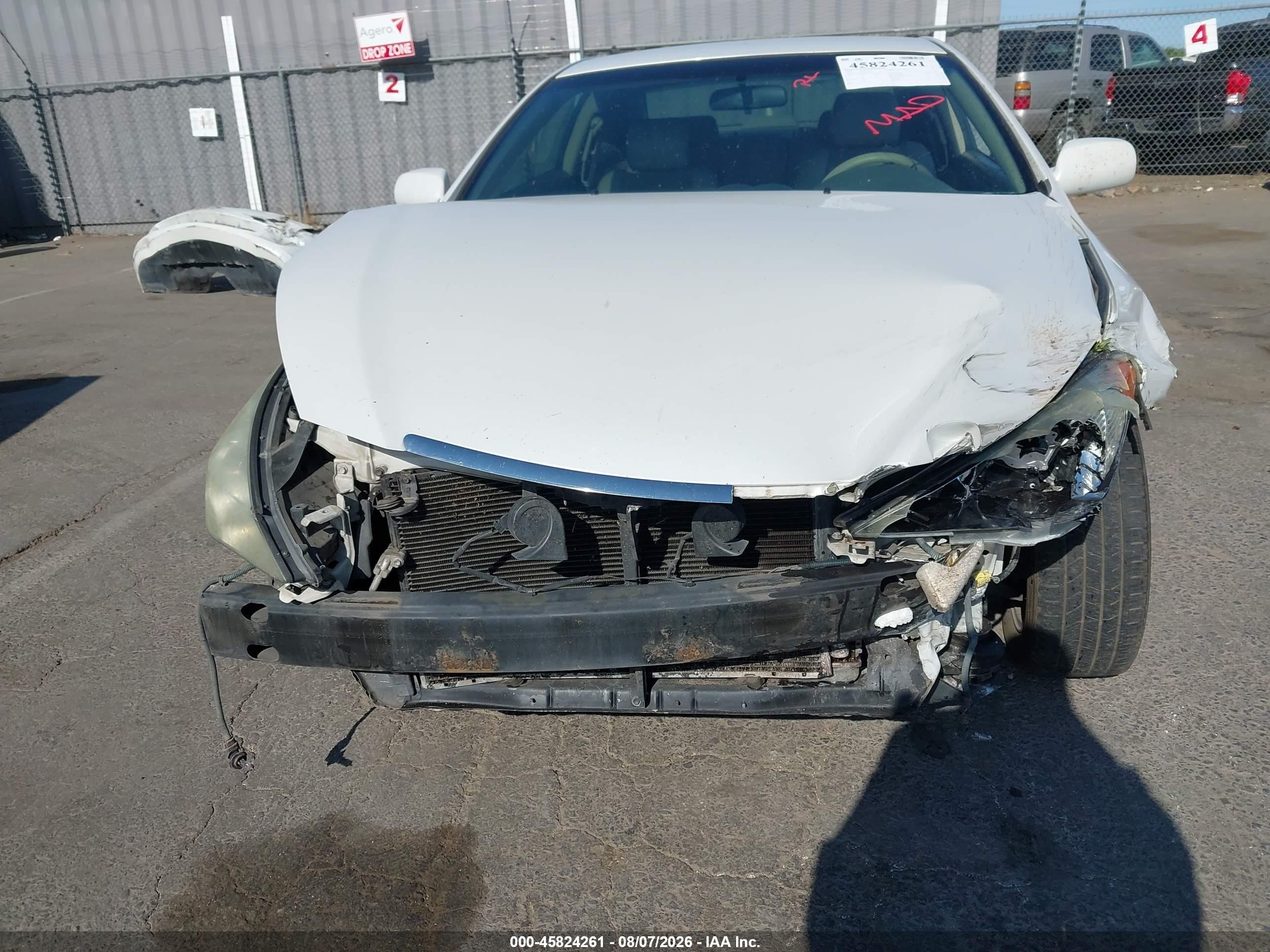 2004 Toyota Camry Solara Se V6 White vin: 4T1CA38P64U017165