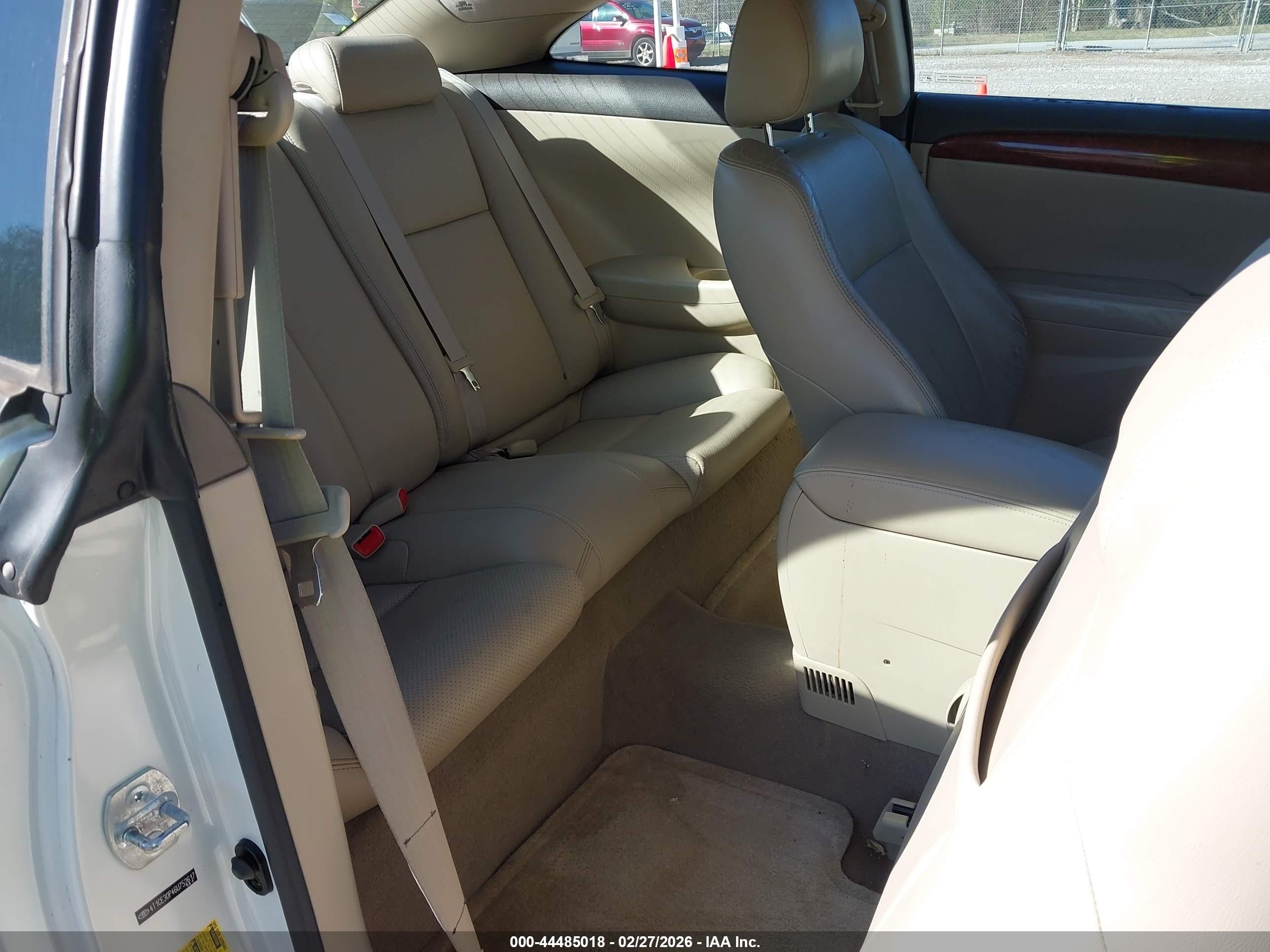 2006 Toyota Camry Solara Sle Белый vin: 4T1CE30P46U752617