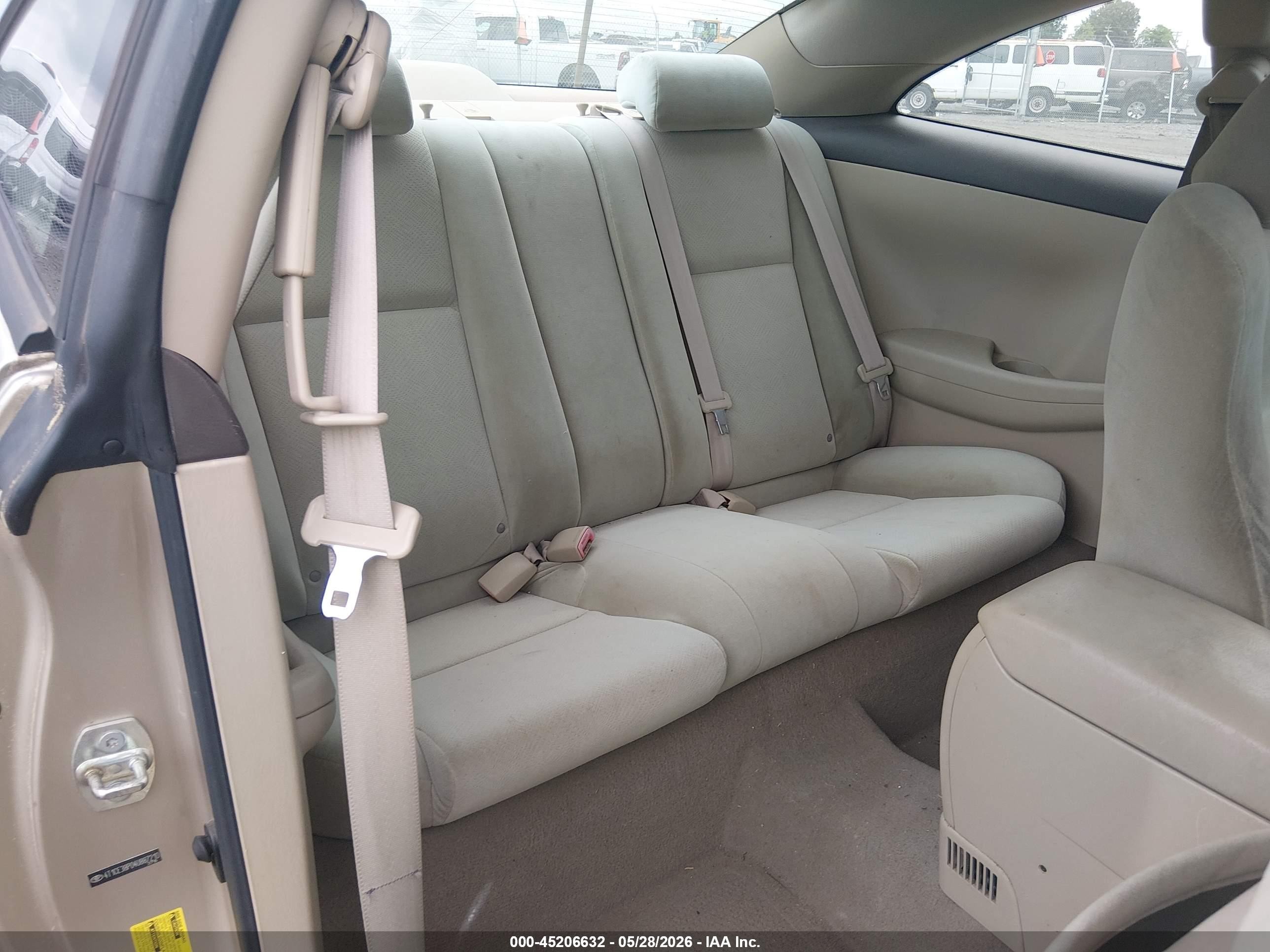 2004 Toyota Camry Solara Se Gold vin: 4T1CE38P04U887210