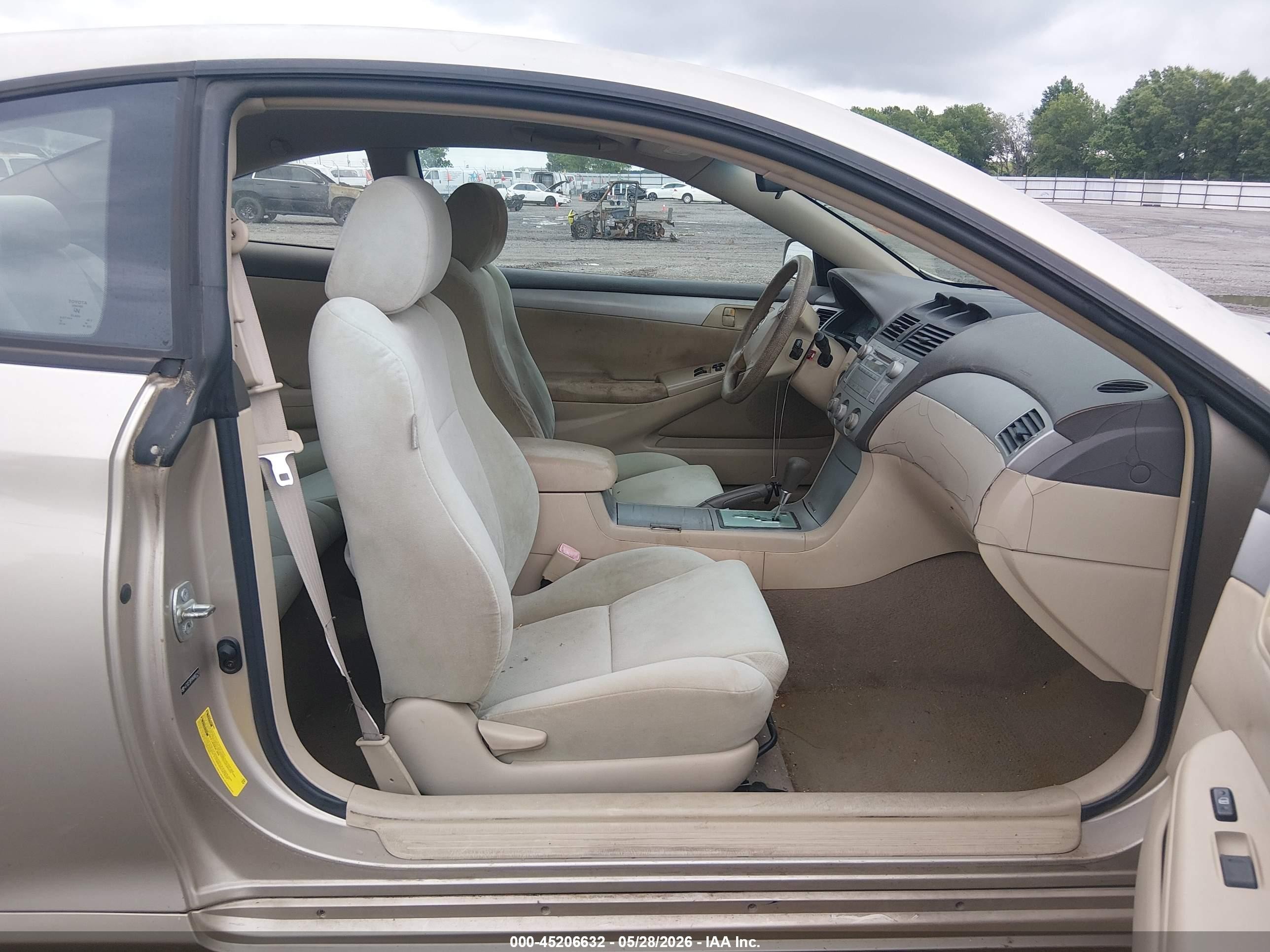 2004 Toyota Camry Solara Se Gold vin: 4T1CE38P04U887210